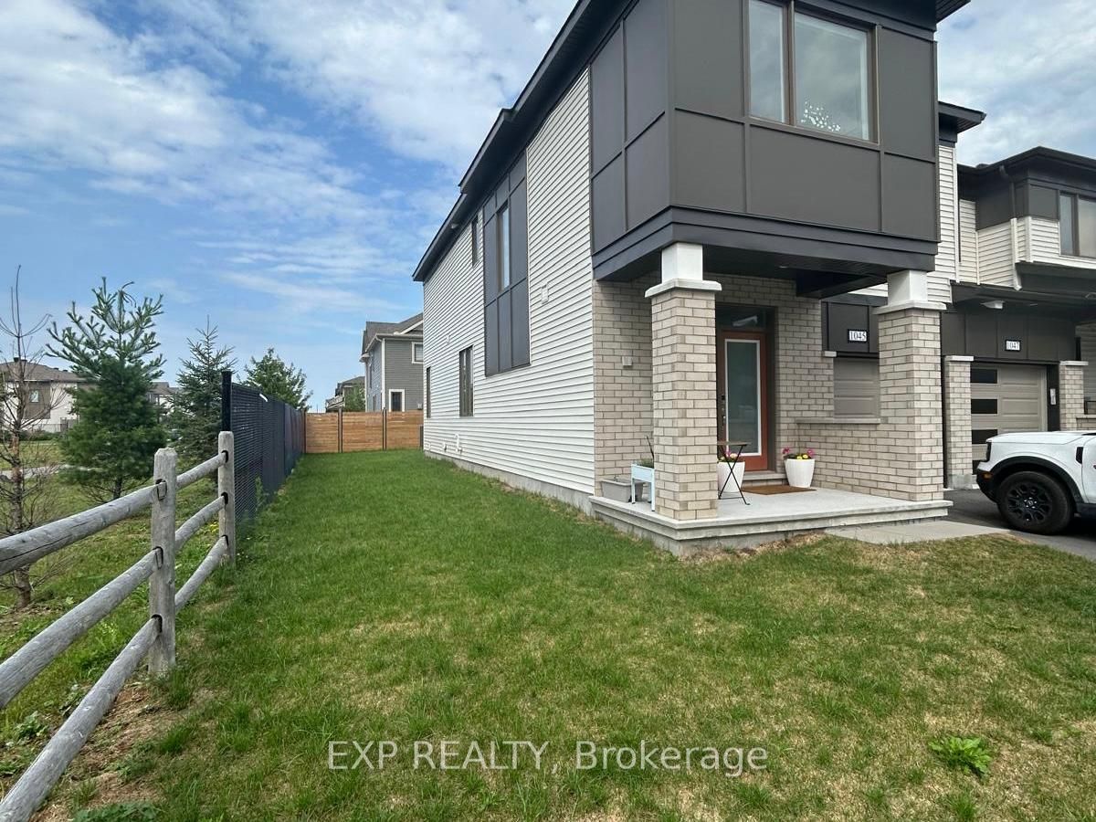 1045 Curraglass Walk, Stittsville - Munster - Richmond, ON K2S 3A4