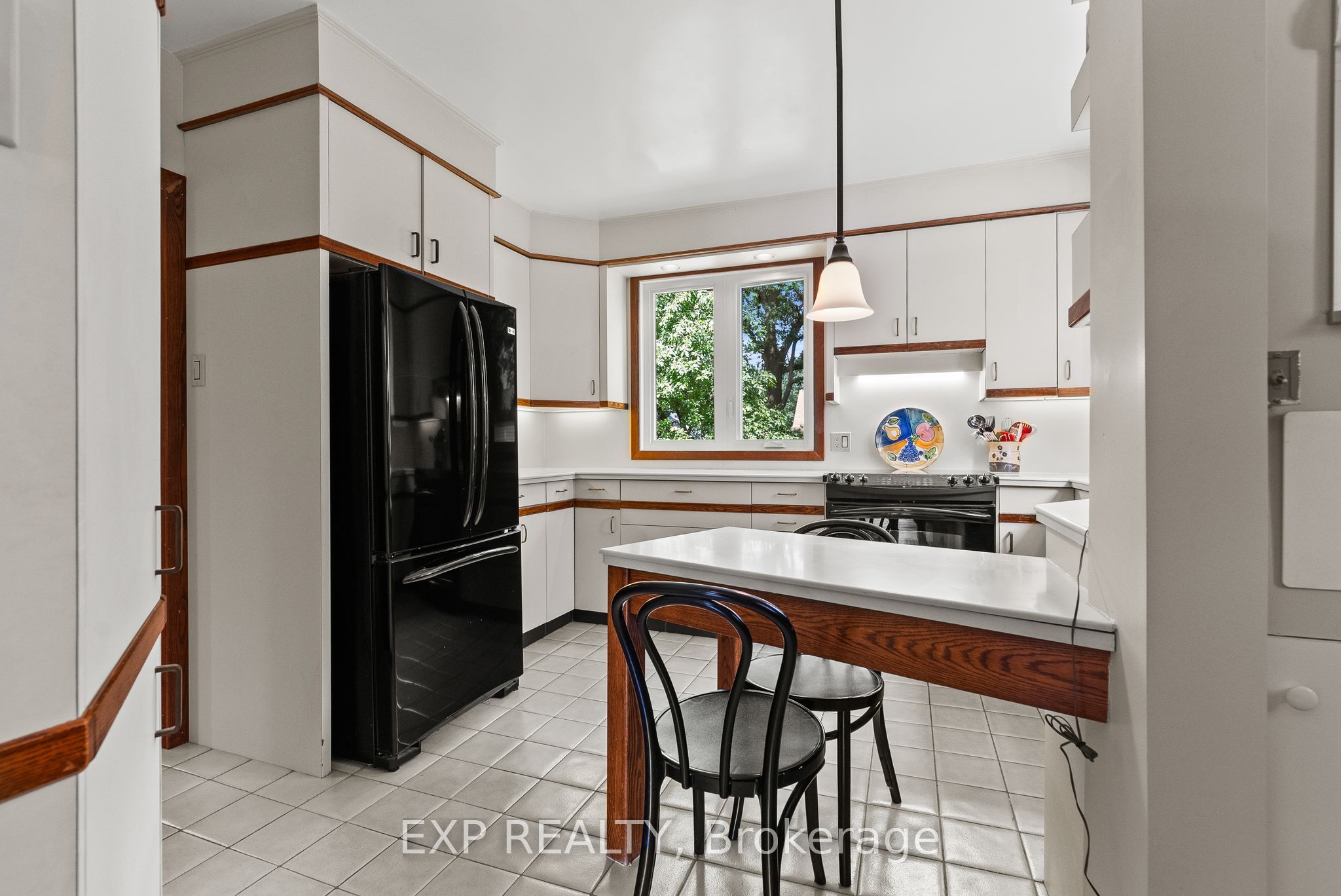 579 Broadview Avenue, Carlingwood - Westboro and Area, ON K2A 2L6 photo 5