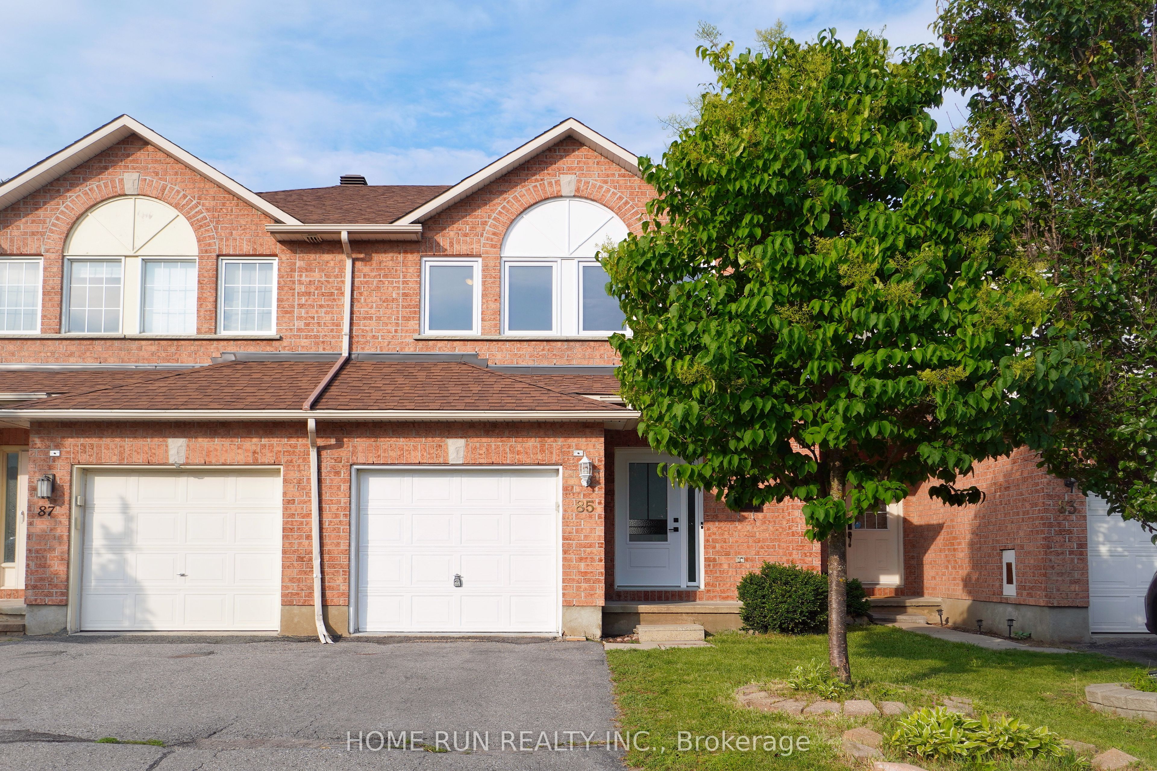85 Palmadeo Drive, Barrhaven, ON K2J 4Z4 photo 2