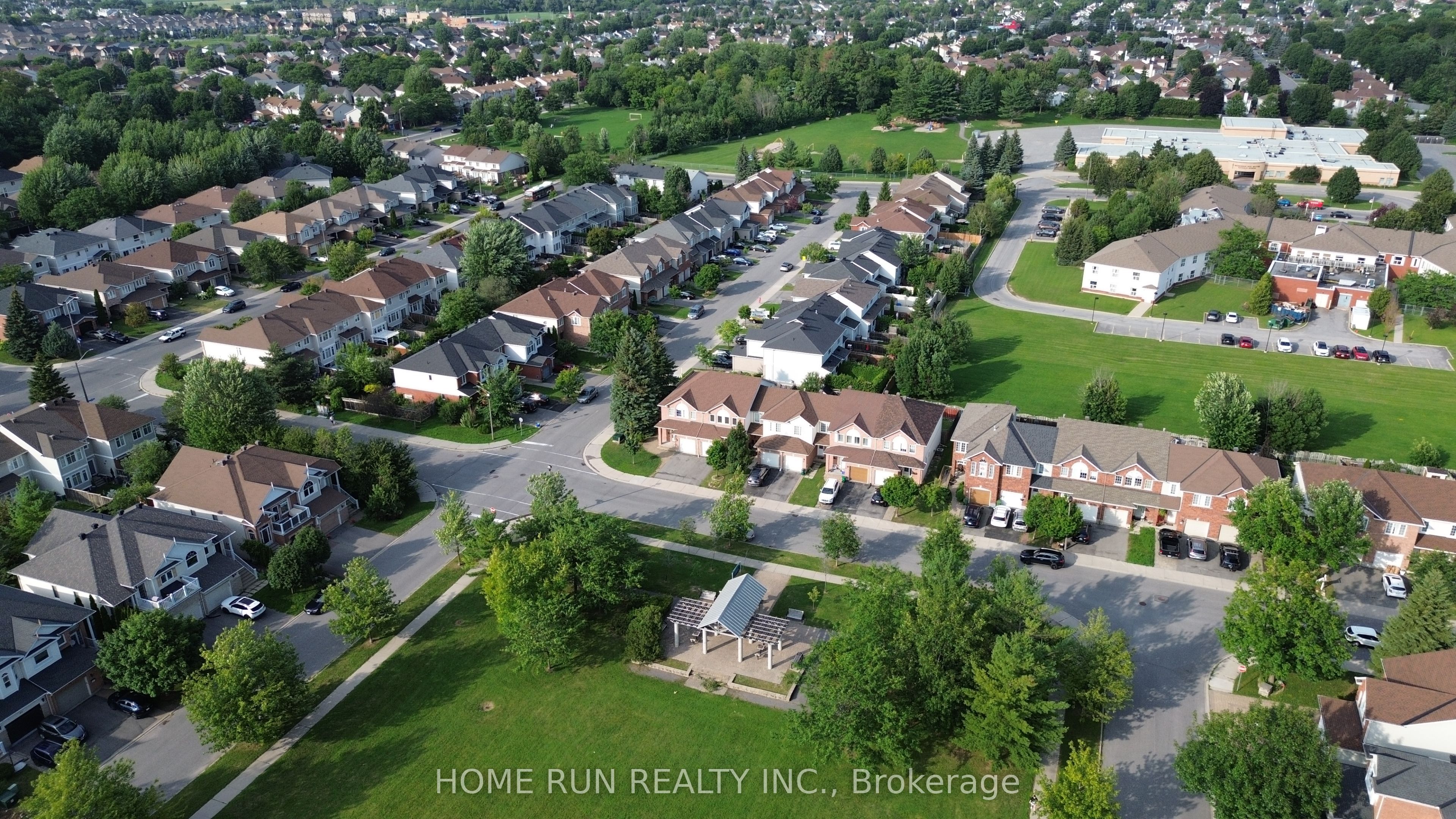85 Palmadeo Drive, Barrhaven, ON K2J 4Z4 photo 3