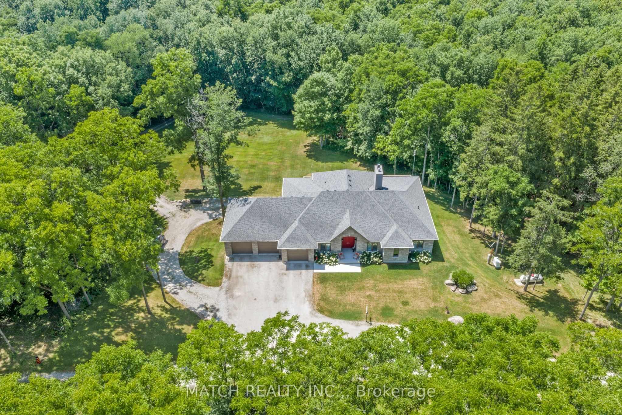 17000 Storey Drive, Thames Centre, ON N0M 2P0 photo 4