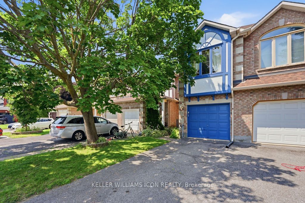 15 Locheland Crescent, Barrhaven, ON K2G 6H2 photo 2