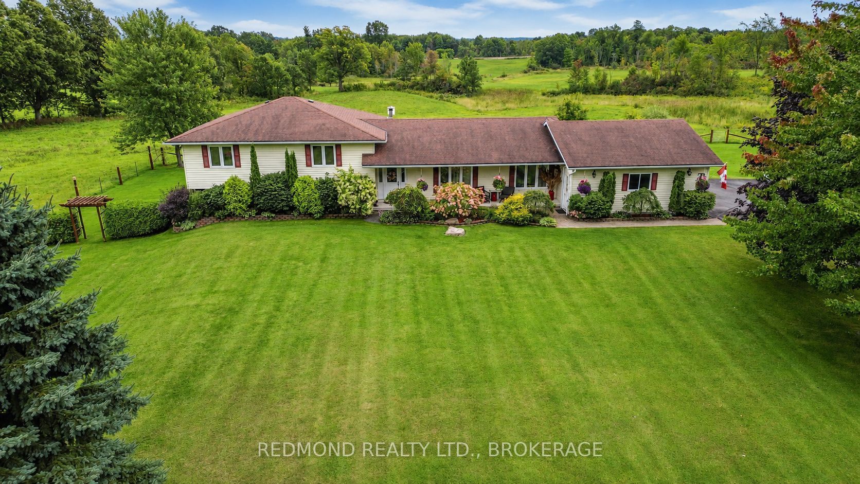 449 County 2 Road, Front of Leeds & Seeleys Bay, ON K7G 2V4 photo 5