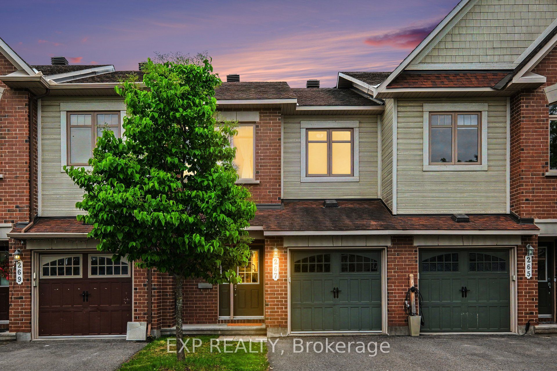 267 Garrity Crescent, Barrhaven, ON K2J 3T6 photo 2
