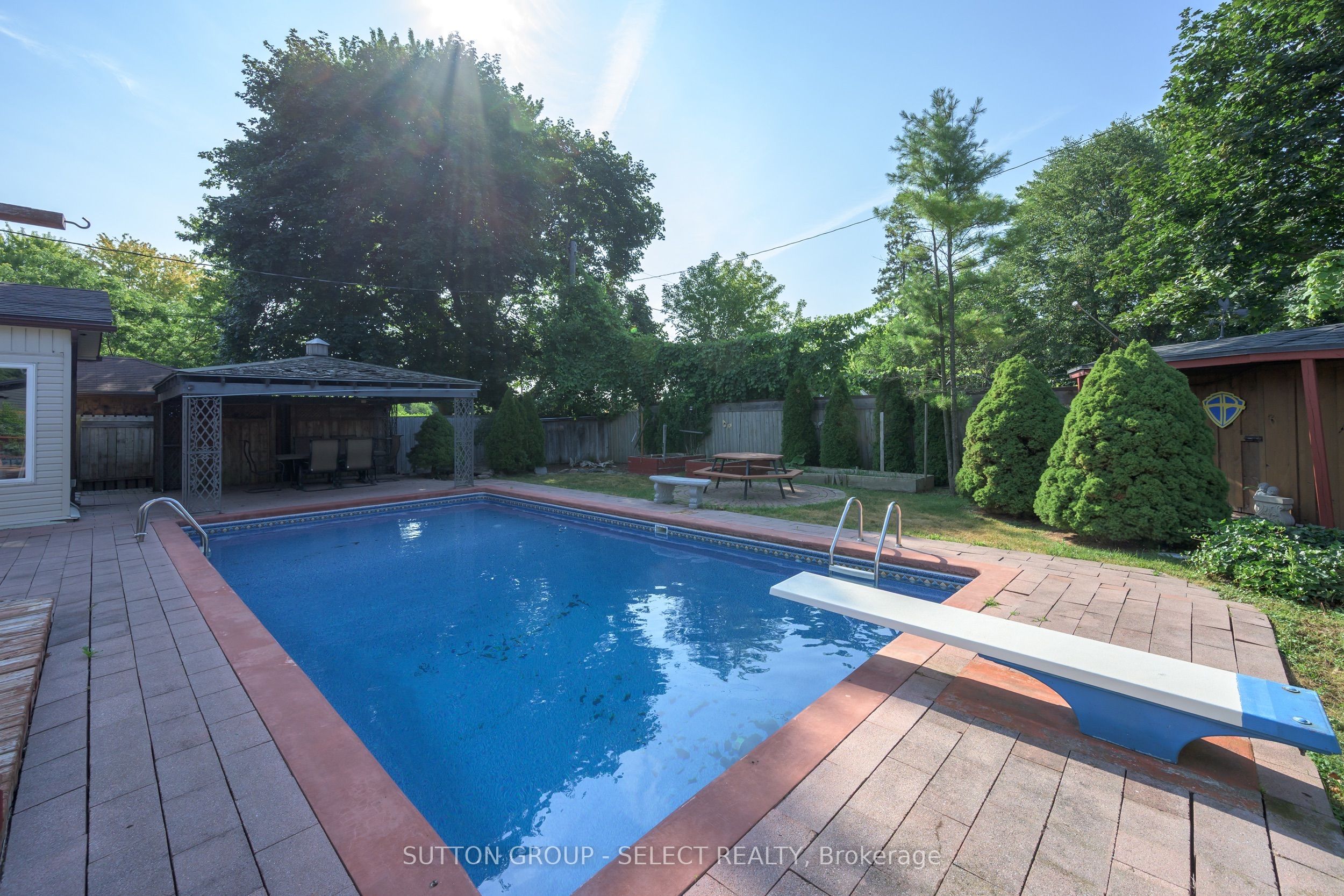 1470 Perth Avenue, London East, ON N5V 2M5 photo 4