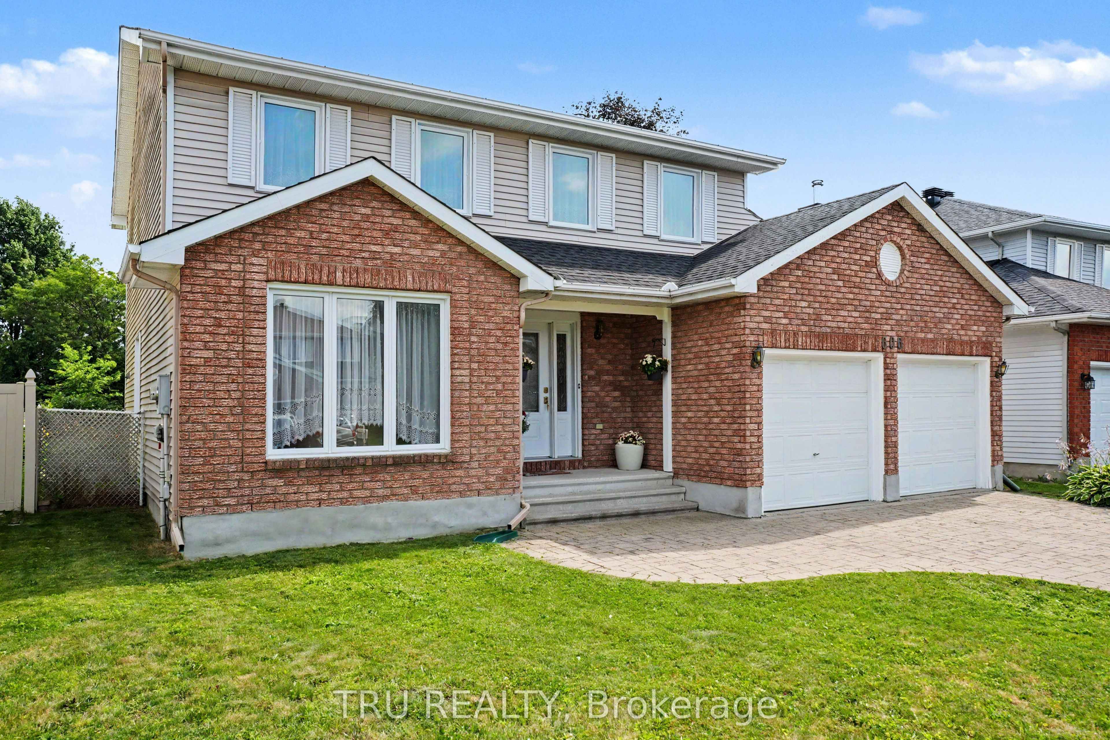 606 Chenier Way, Orleans - Cumberland and Area, ON K4A 1R1 photo 2
