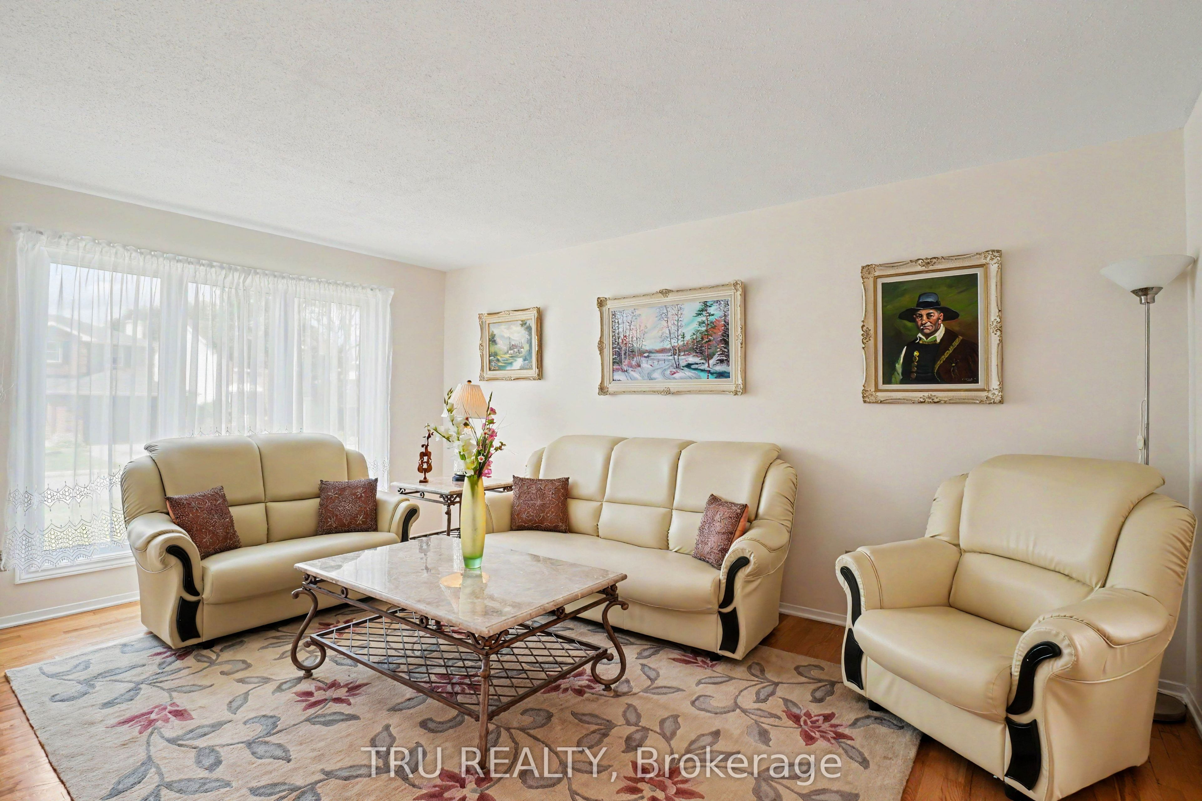 606 Chenier Way, Orleans - Cumberland and Area, ON K4A 1R1 photo 5