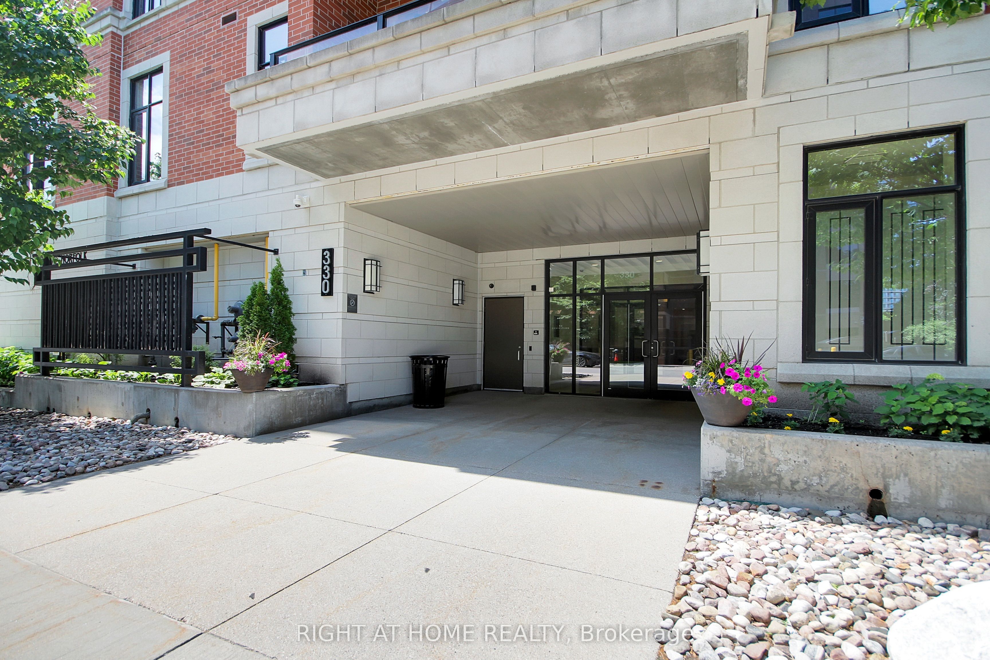 330 Loretta Avenue S 810, Dows Lake - Civic Hospital and Area, ON K1S 4E8 photo 5
