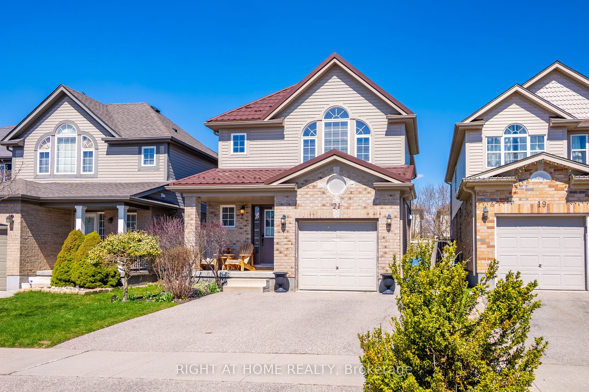 21 Mullin Drive, Guelph, ON N1E 0E1
