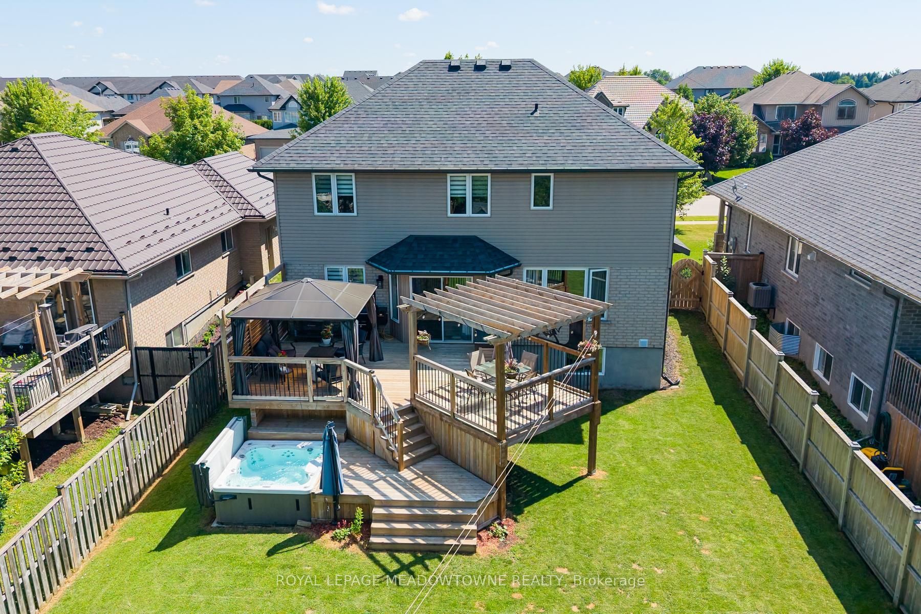 112 Schmidt Drive, Wellington North, ON N0G 1A0 photo 2