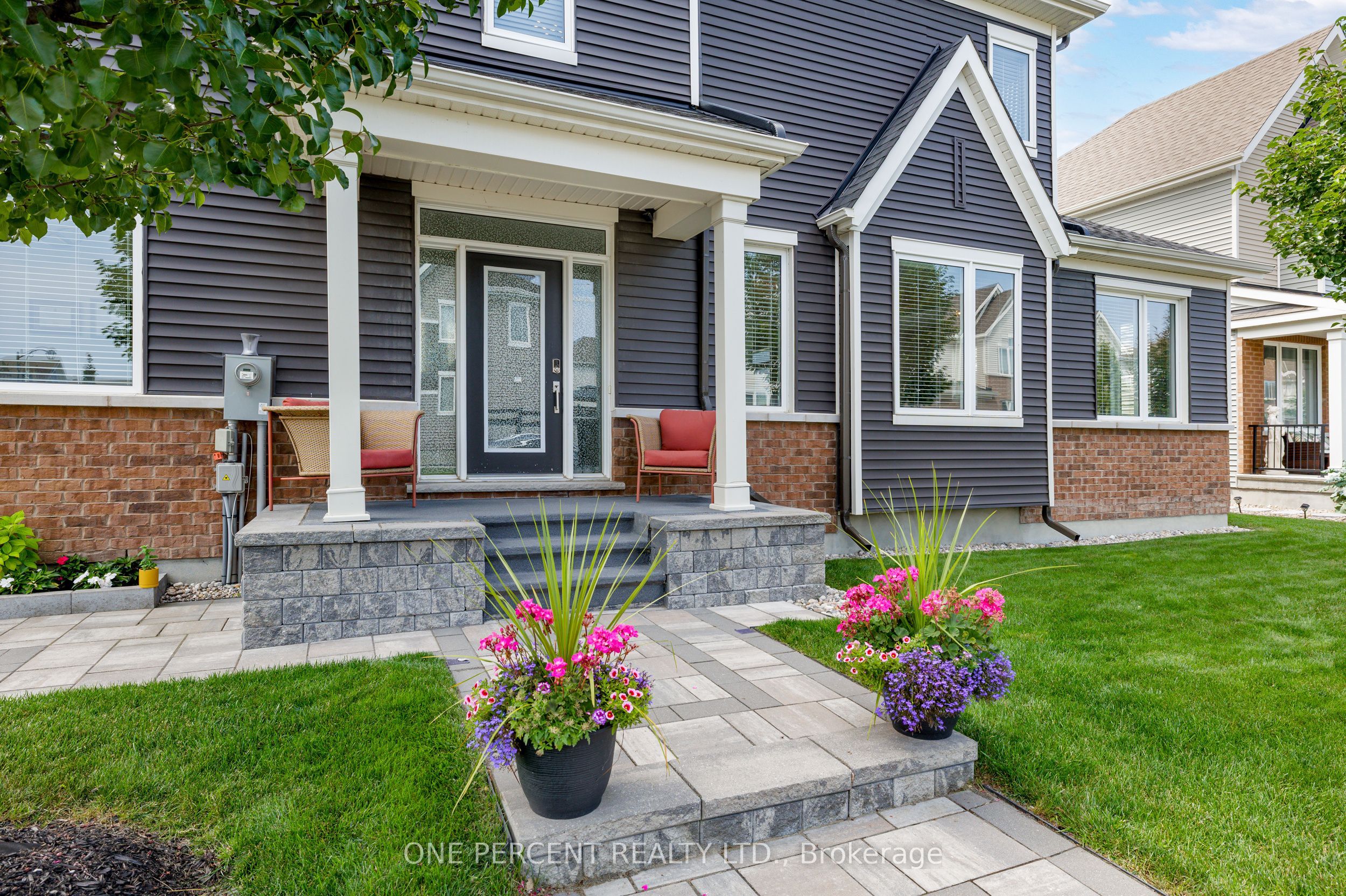 334 Lamarche Avenue, Orleans - Convent Glen and Area, ON K1W 0M9 photo 3