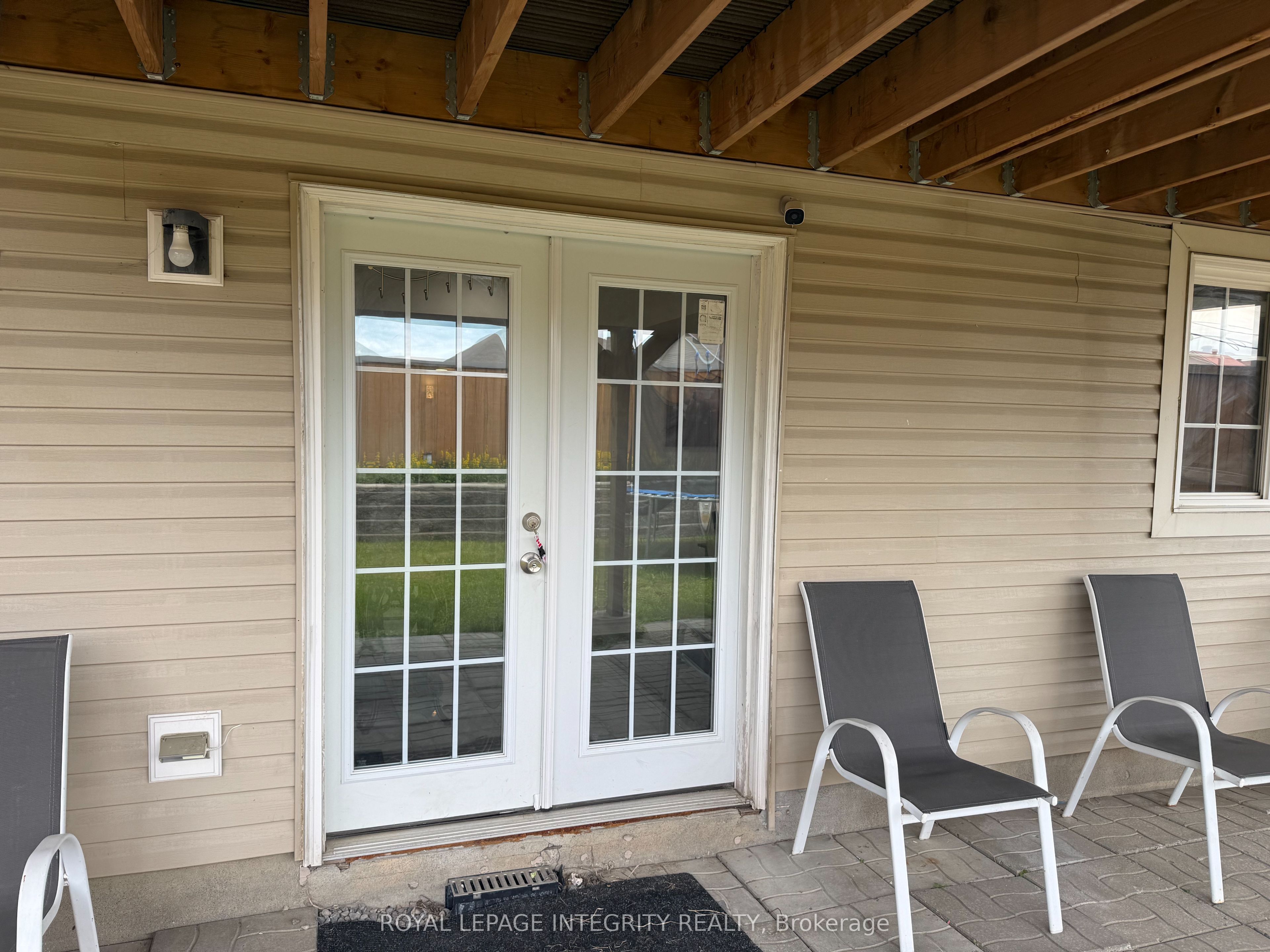 219 Lucinda Crescent, Orleans - Convent Glen and Area, ON K1W 0A1 photo 2