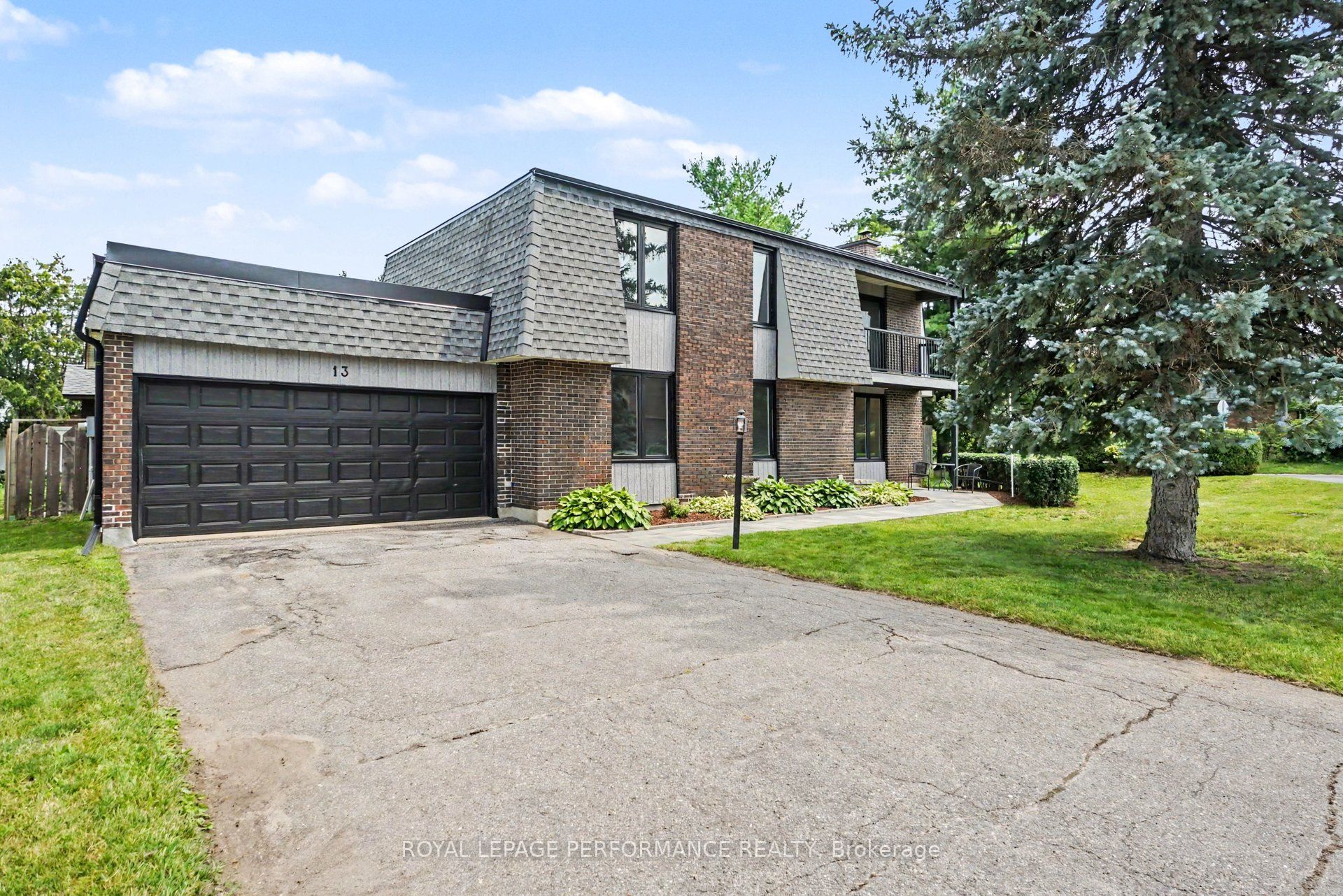 13 Elvaston Avenue, South of Baseline to Knoxdale, ON K2G 3T2 photo 2