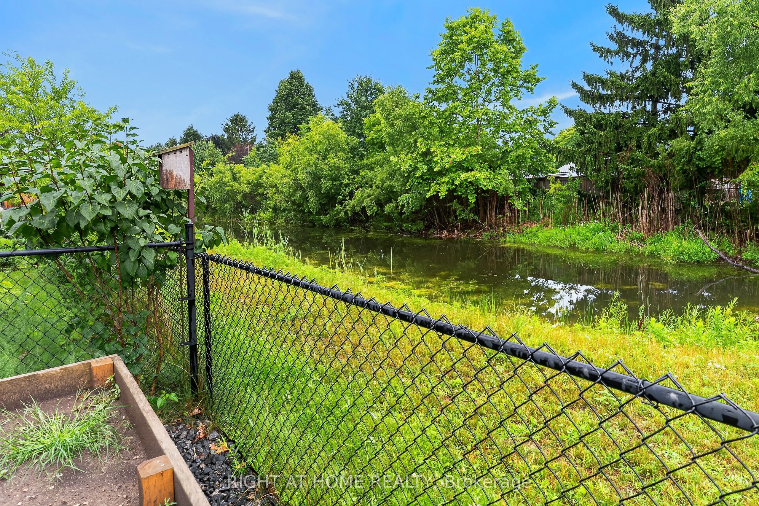 2 Noble Lane, St. Thomas, ON N5R 0C4 photo 5