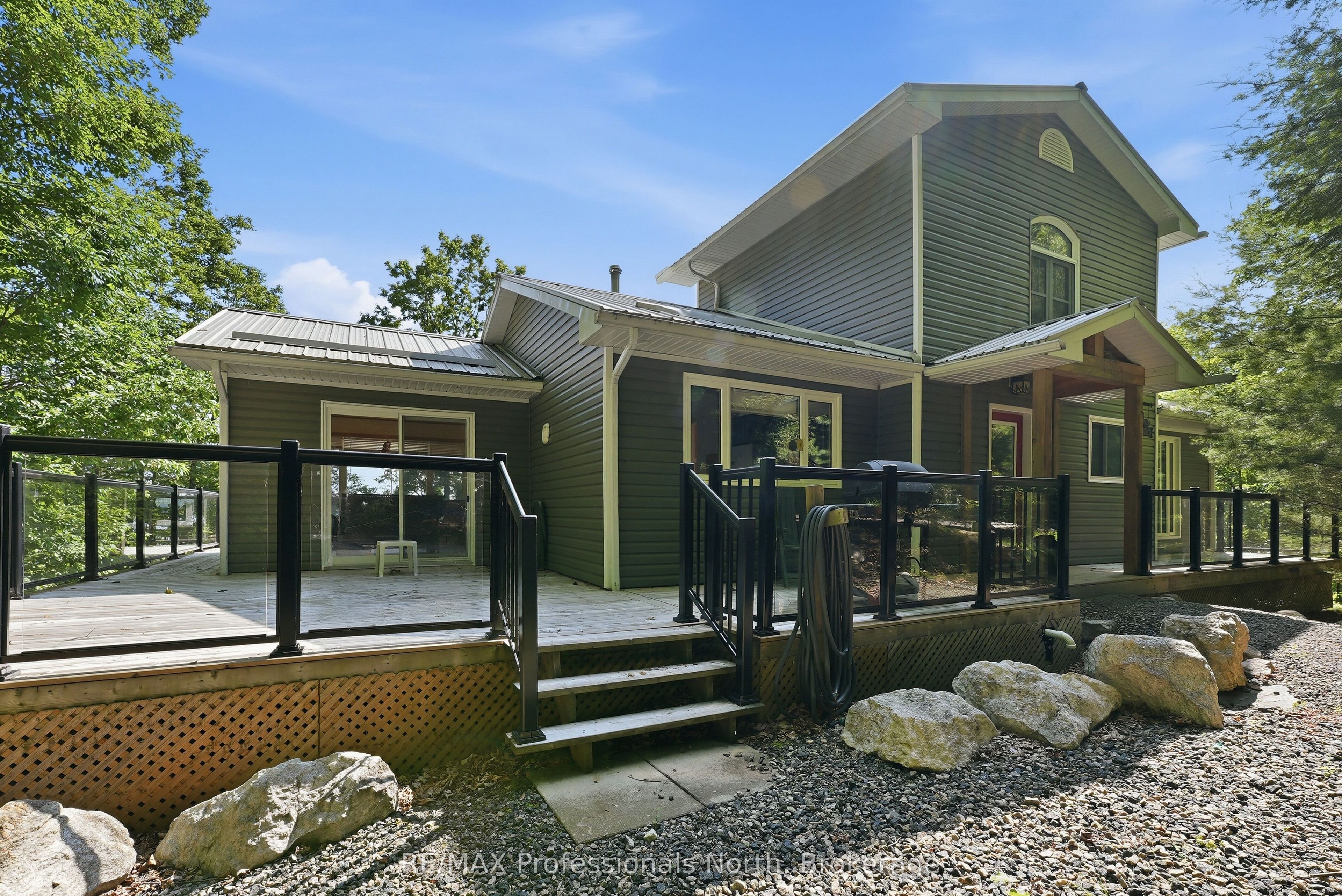 1114 Miskwabi Lake Road, Dysart et al, ON K0M 1S0 photo 4