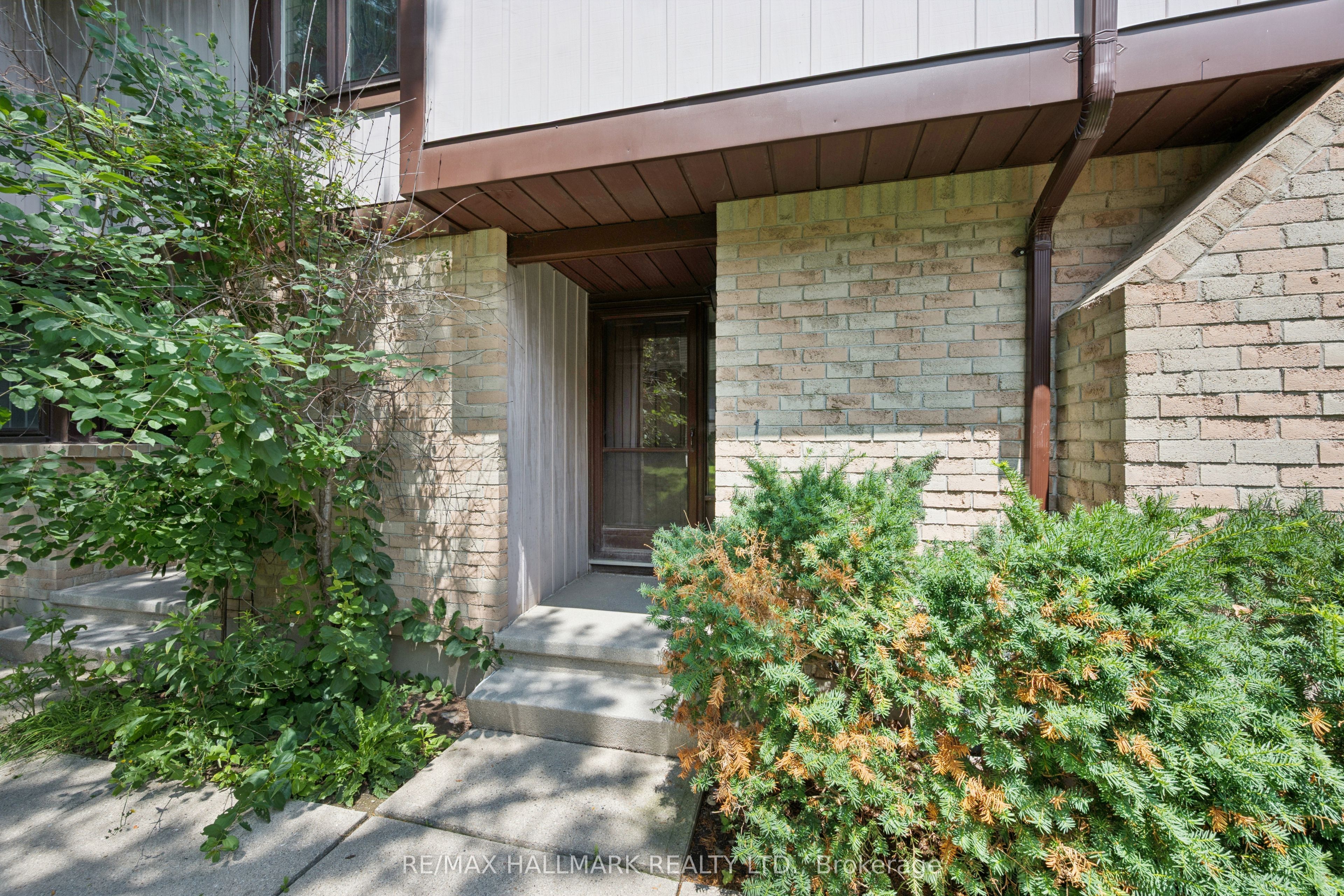 489 Beechwood Drive 1, Waterloo, ON N2T 1H8 photo 2