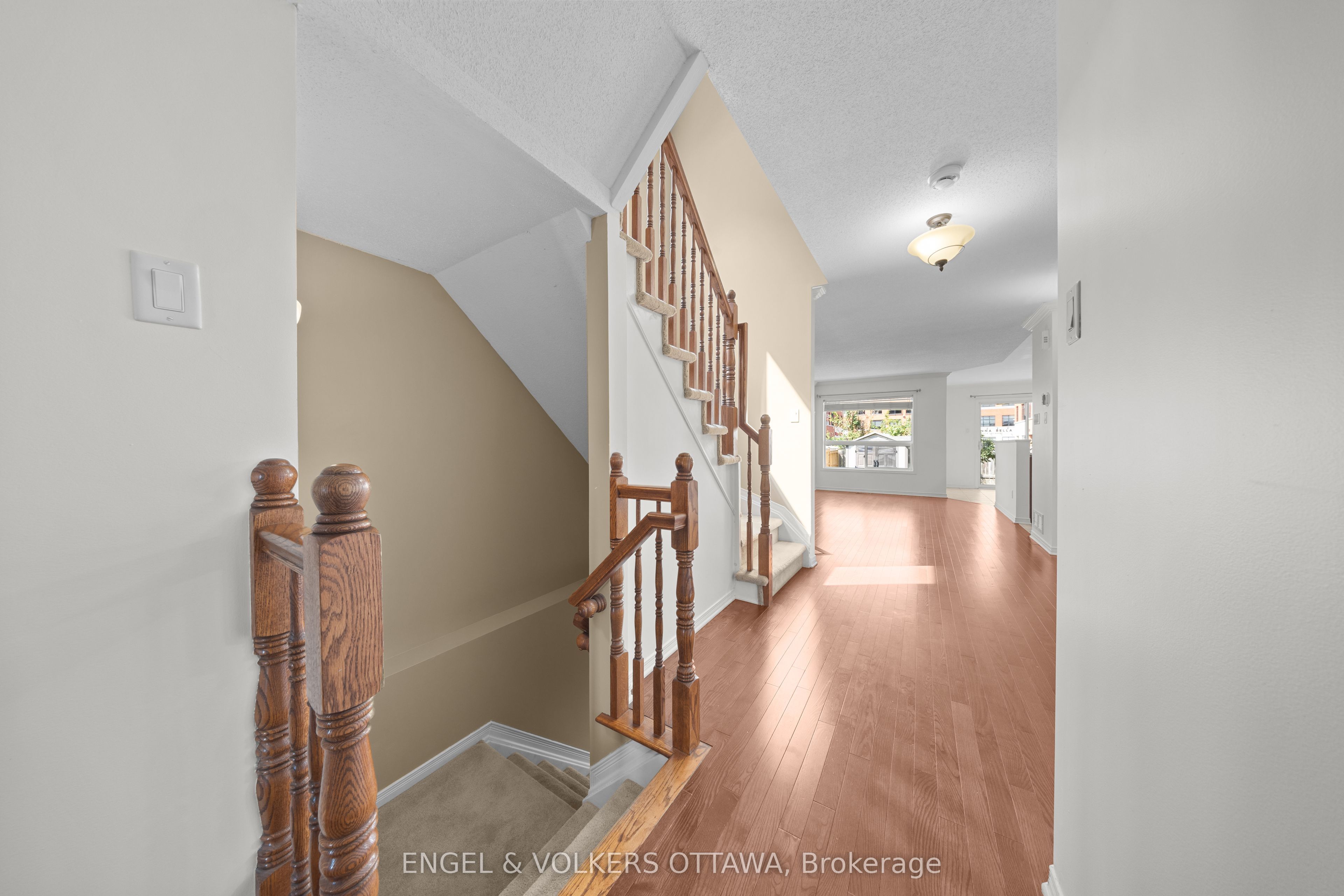 789 Cobble Hill Drive, Barrhaven, ON K2J 0C4 photo 5