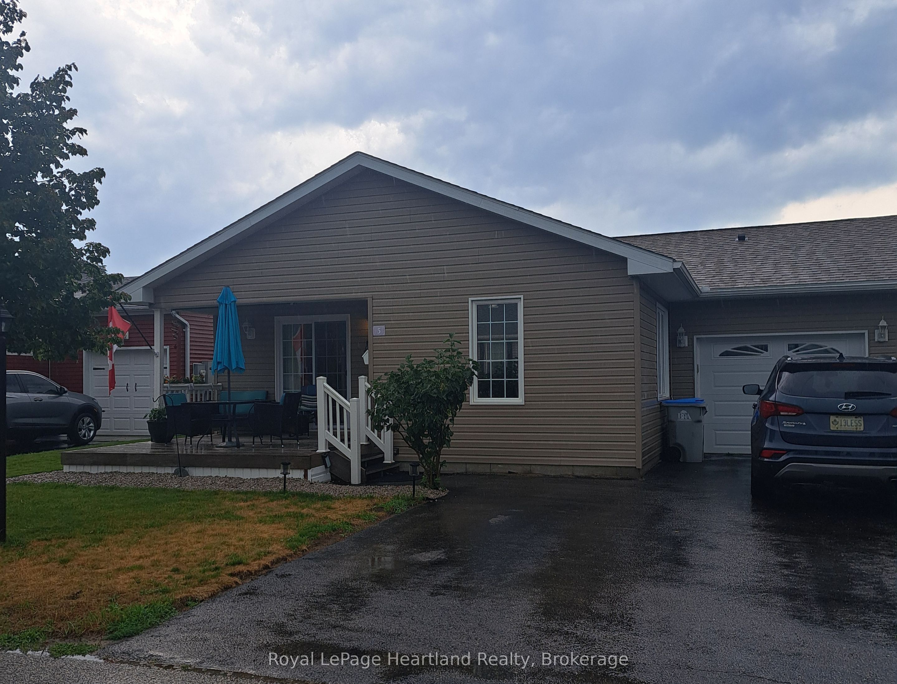5 Kellestine Drive, Strathroy-Caradoc, ON N6G 0C5 photo 3