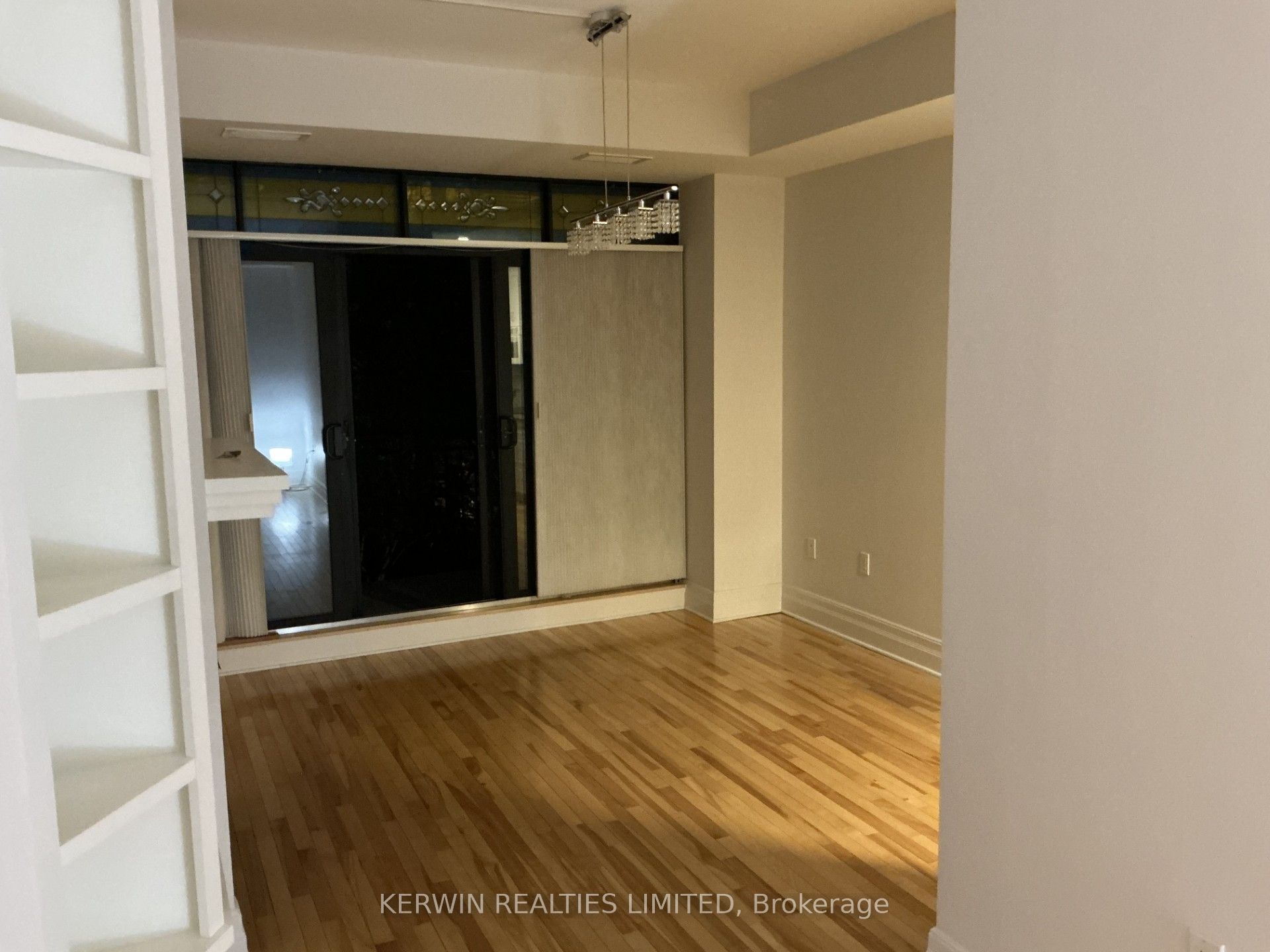 375 Lisgar Street E 304, Ottawa Centre, ON K2P 0E3 photo 2