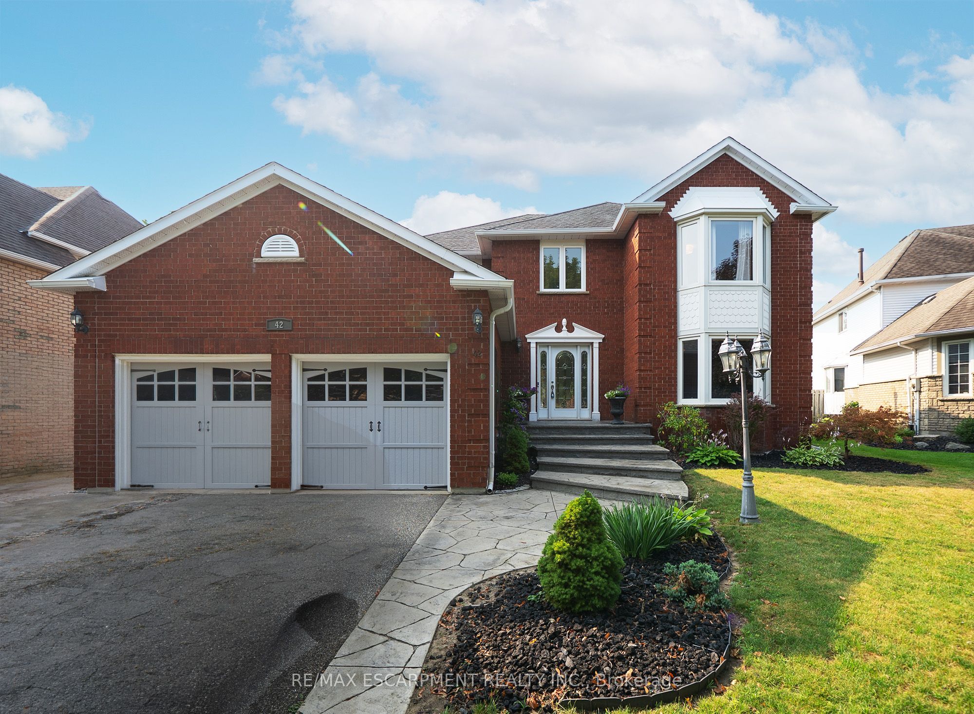 42 Muirhead Crescent, Brantford, ON N3R 7S5