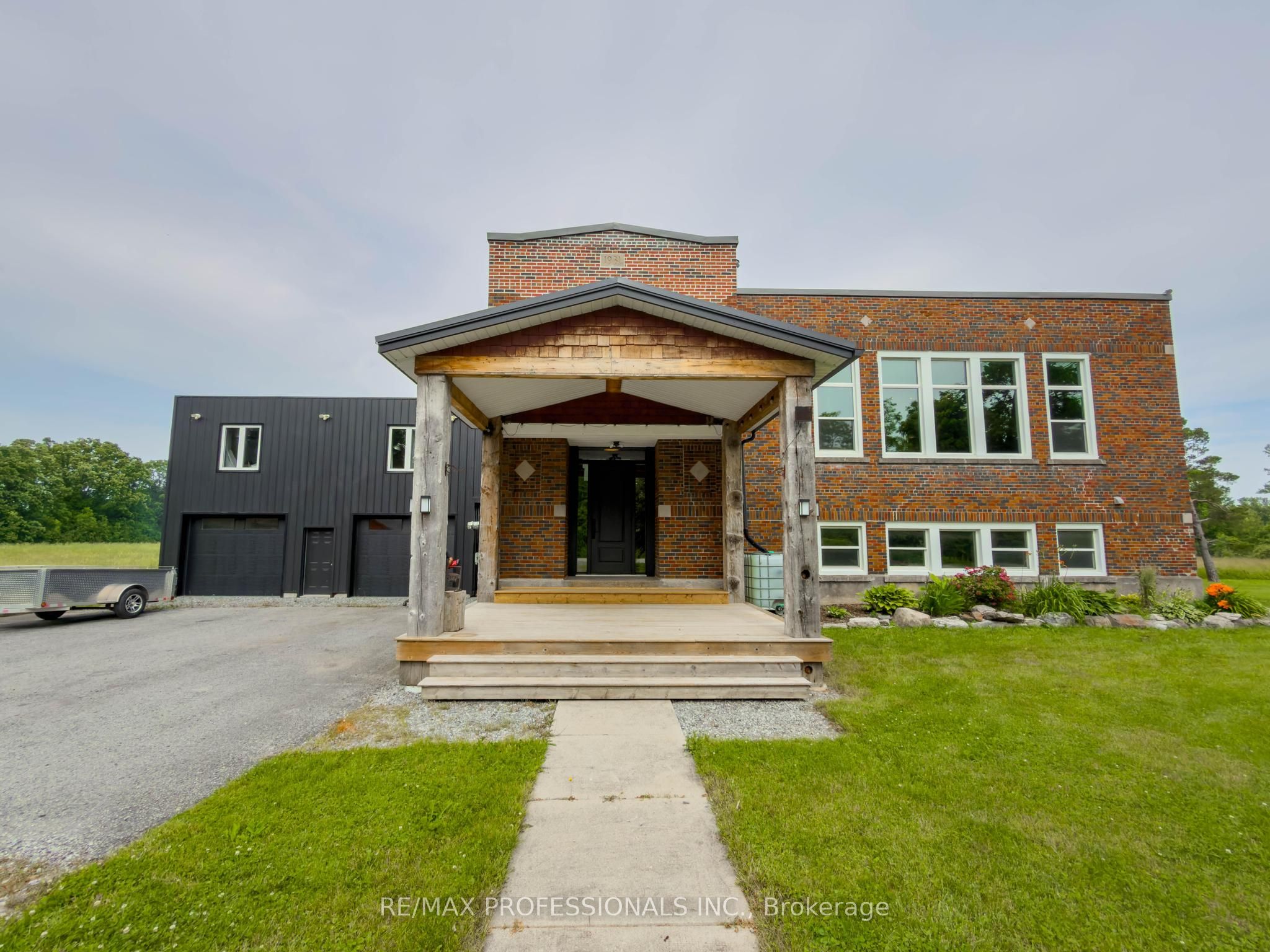 1744 Ridgemount Road, Fort Erie, ON L0S 1N0