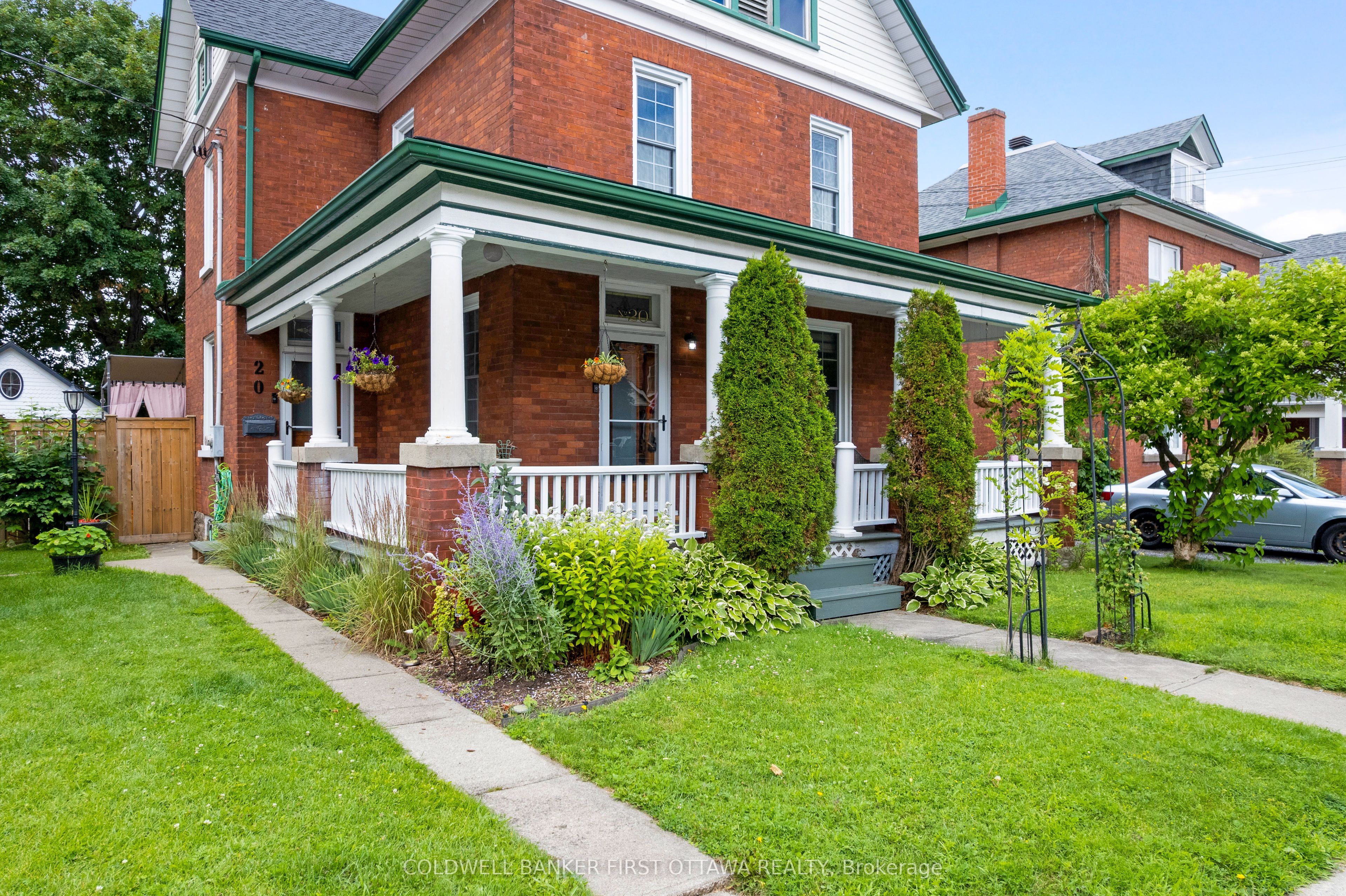 20 McEwen Avenue, Smiths Falls, ON K7A 2K4 photo 4