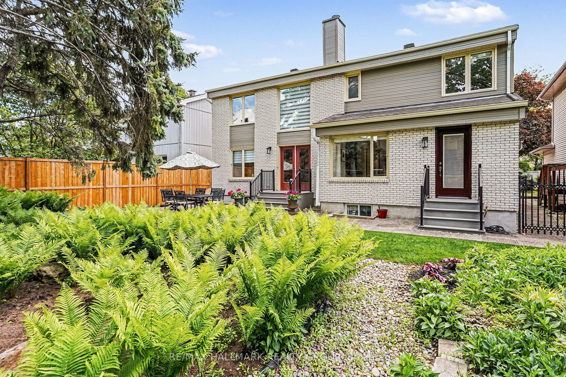 789 Mooneys Bay Place, Billings Bridge - Riverside Park and Area, ON K1V 9X1 photo 3