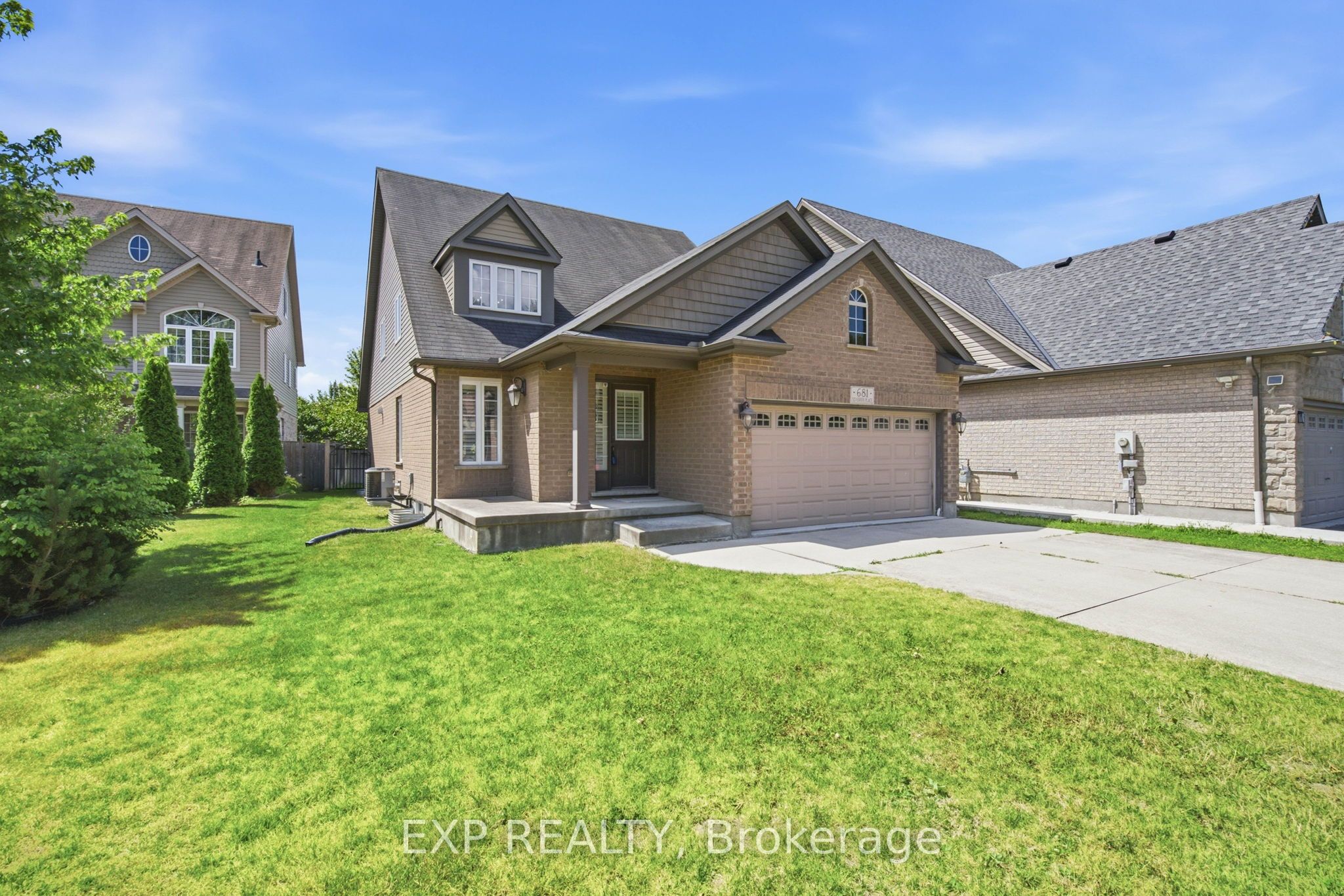 681 Silverfox Place, London North, ON N6G 0G2 photo 2