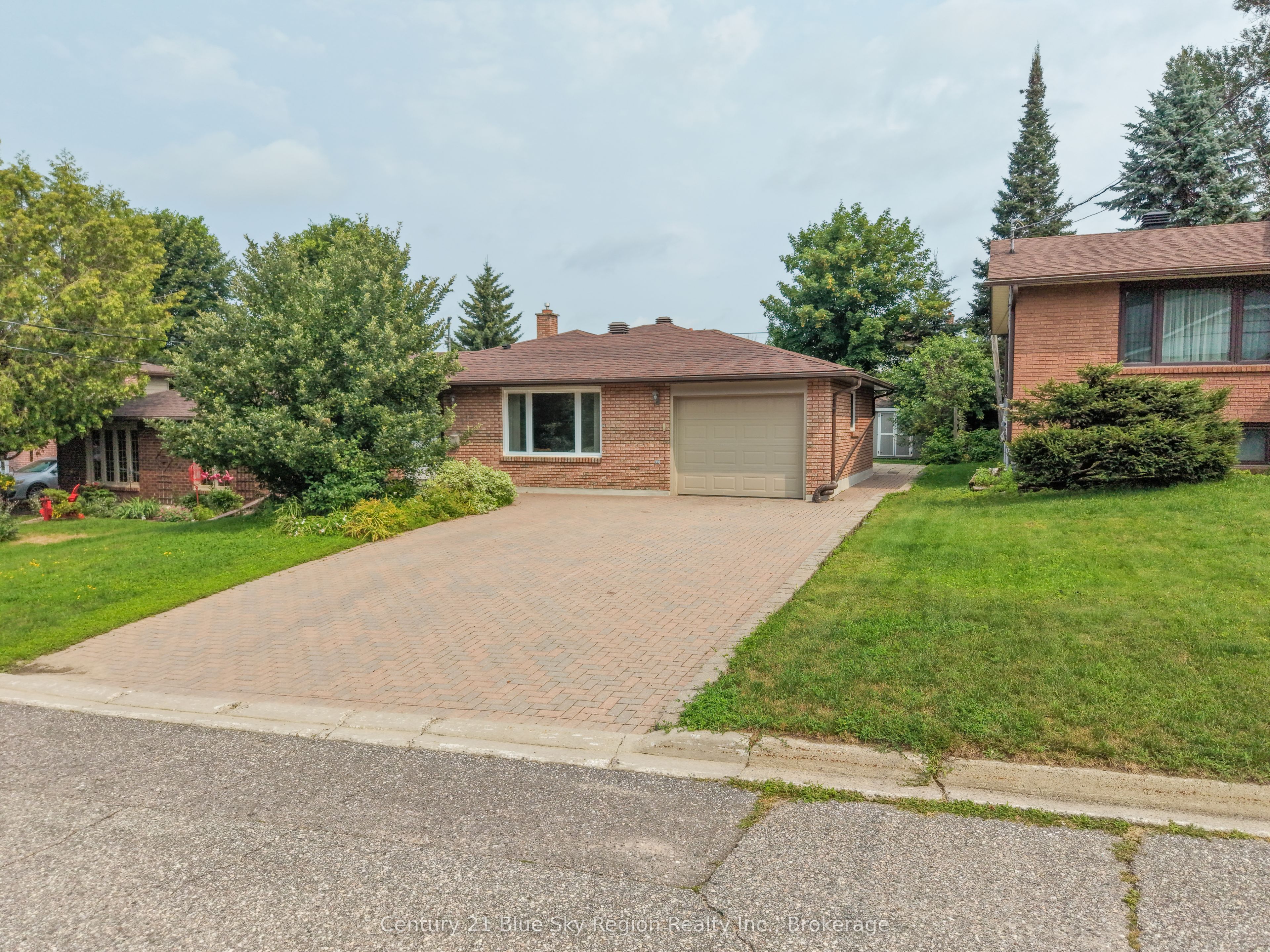 113 Sable Crescent, North Bay, ON P1A 3X6 photo 2
