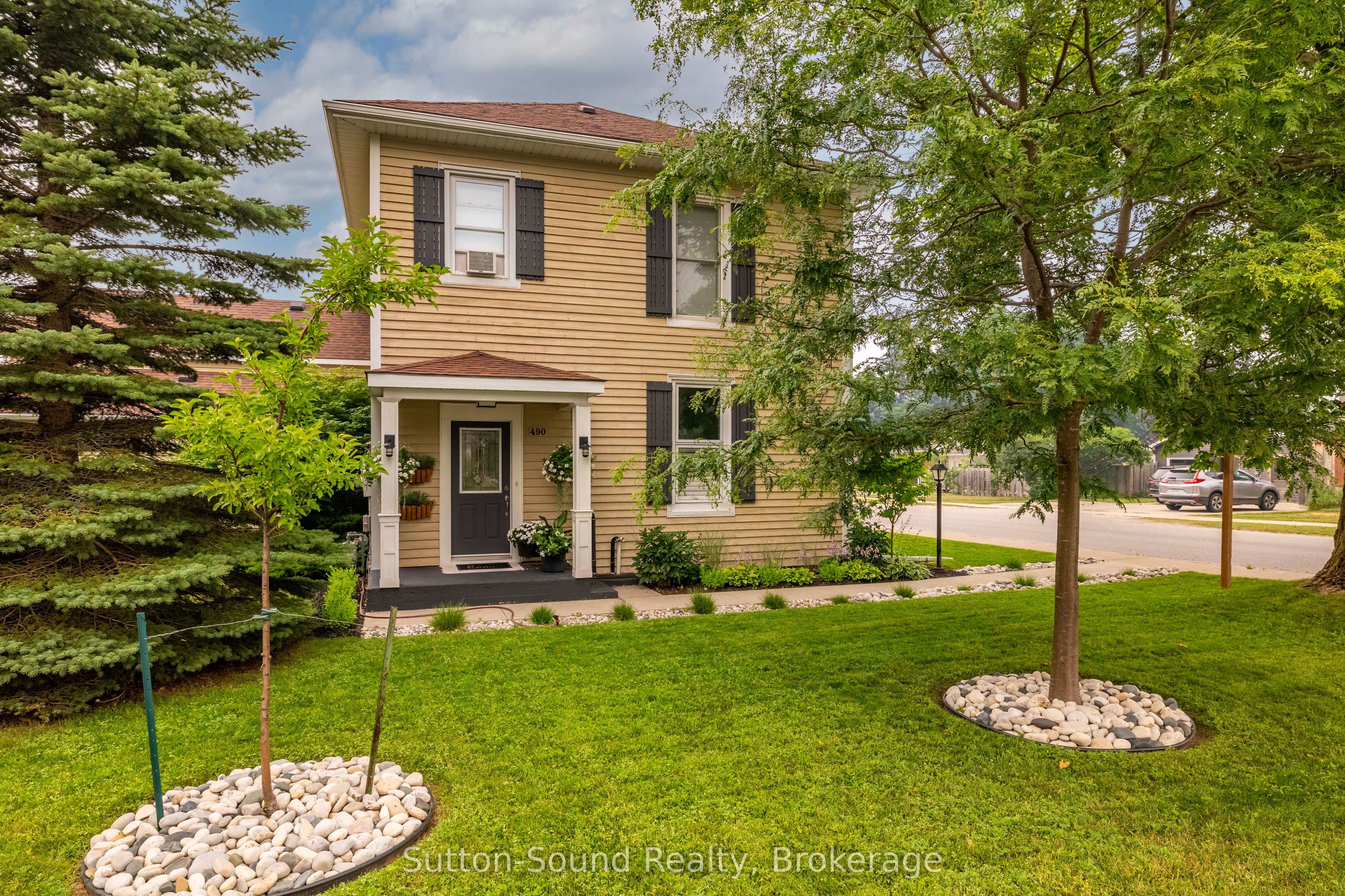 490 Waterloo Street, Saugeen Shores, ON N0H 2C1 photo 2