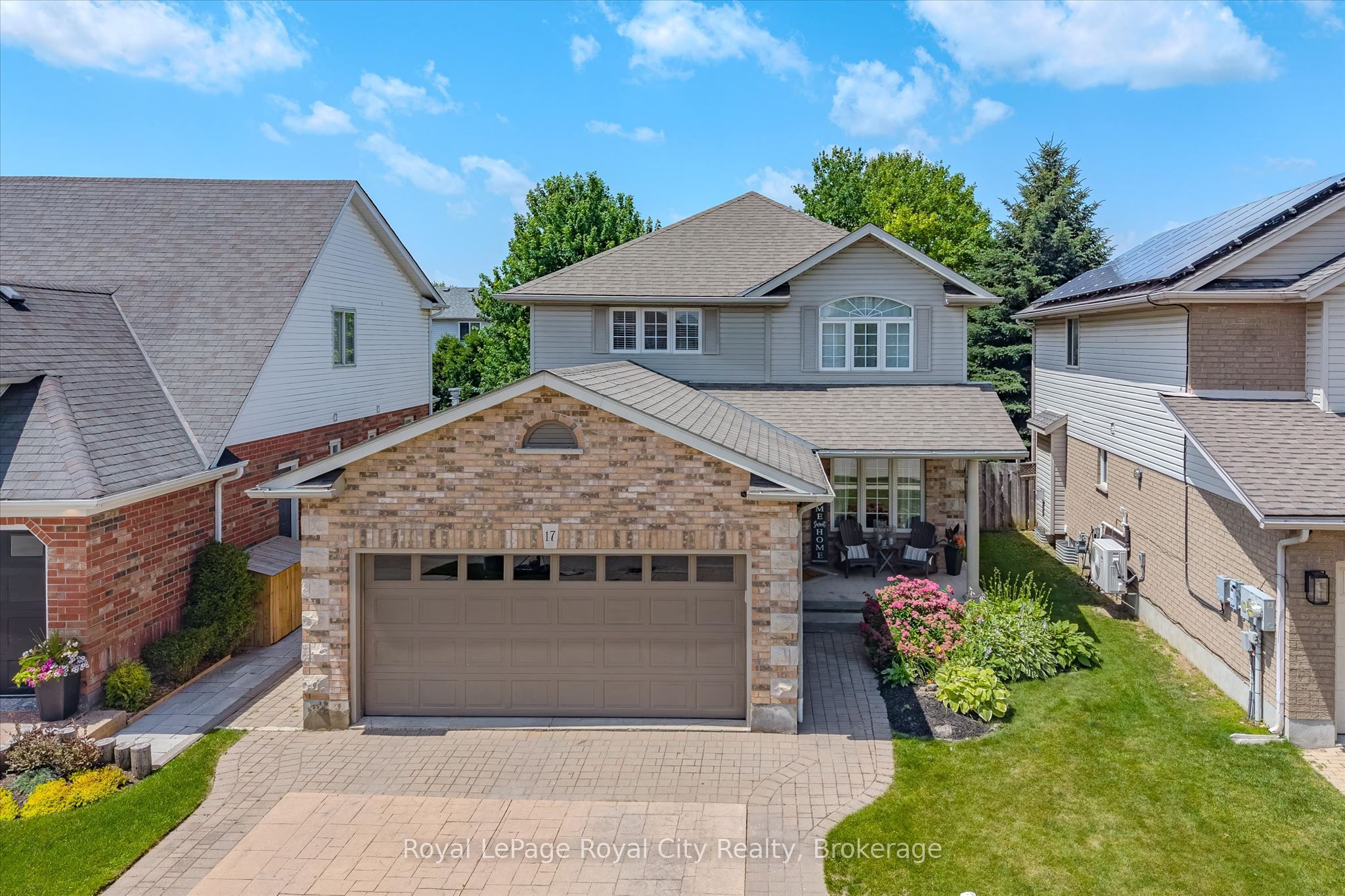 17 Carroll Crescent, Guelph, ON N1G 5B7