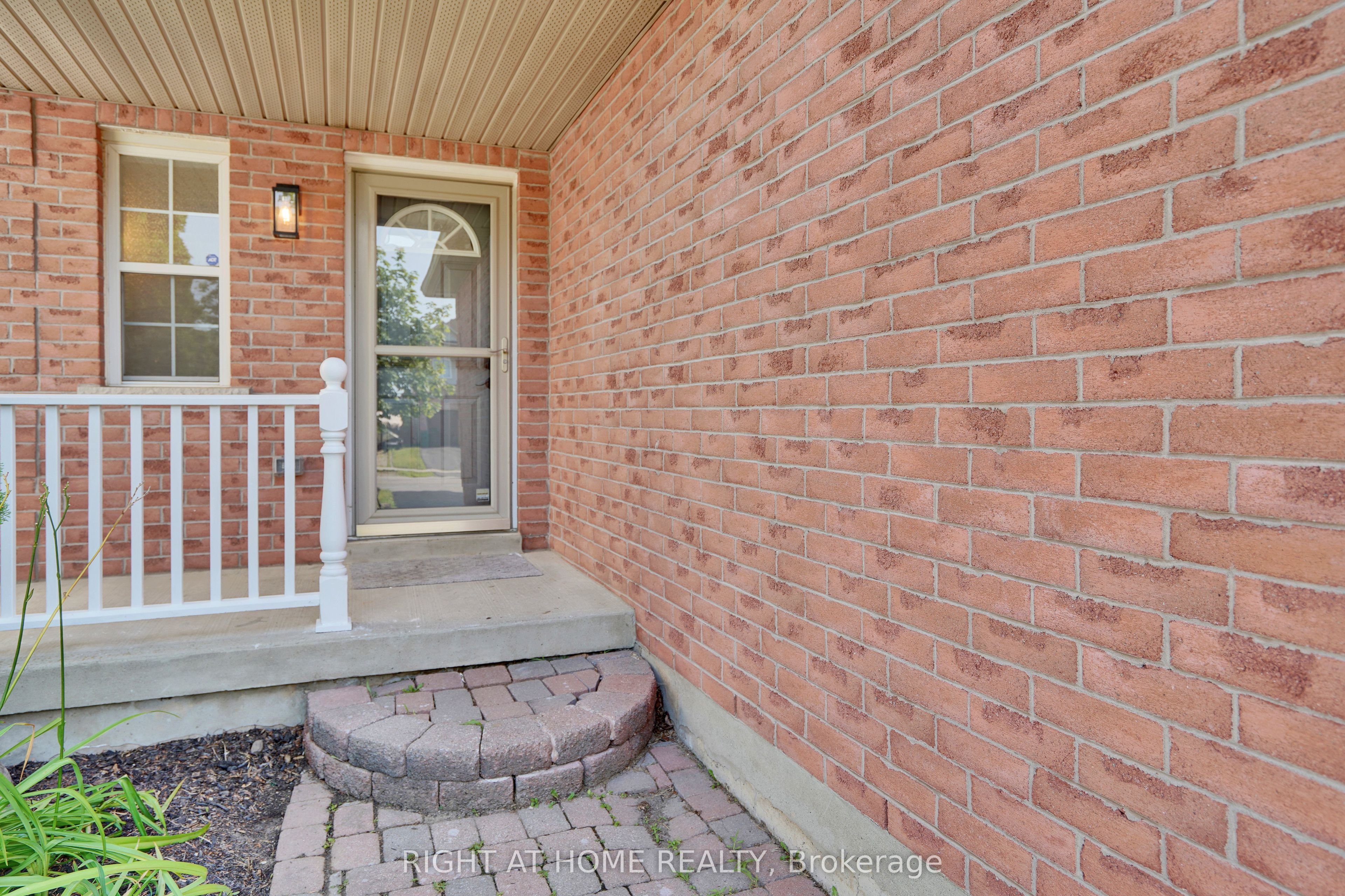 224 Hilltop Drive, North Dumfries, ON N0B 1E0 photo 4