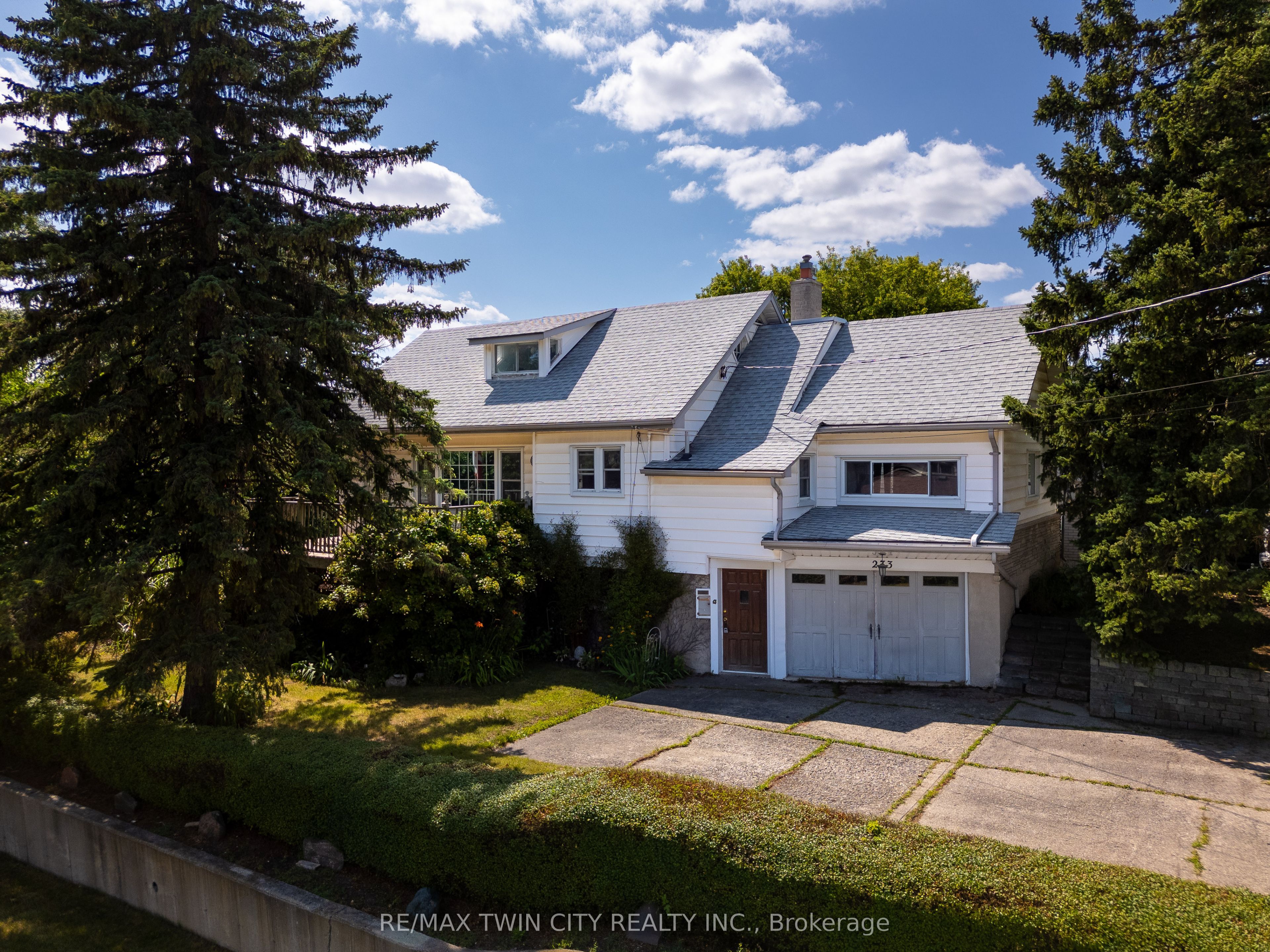 273 Thaler Avenue, Kitchener, ON N2A 1R7