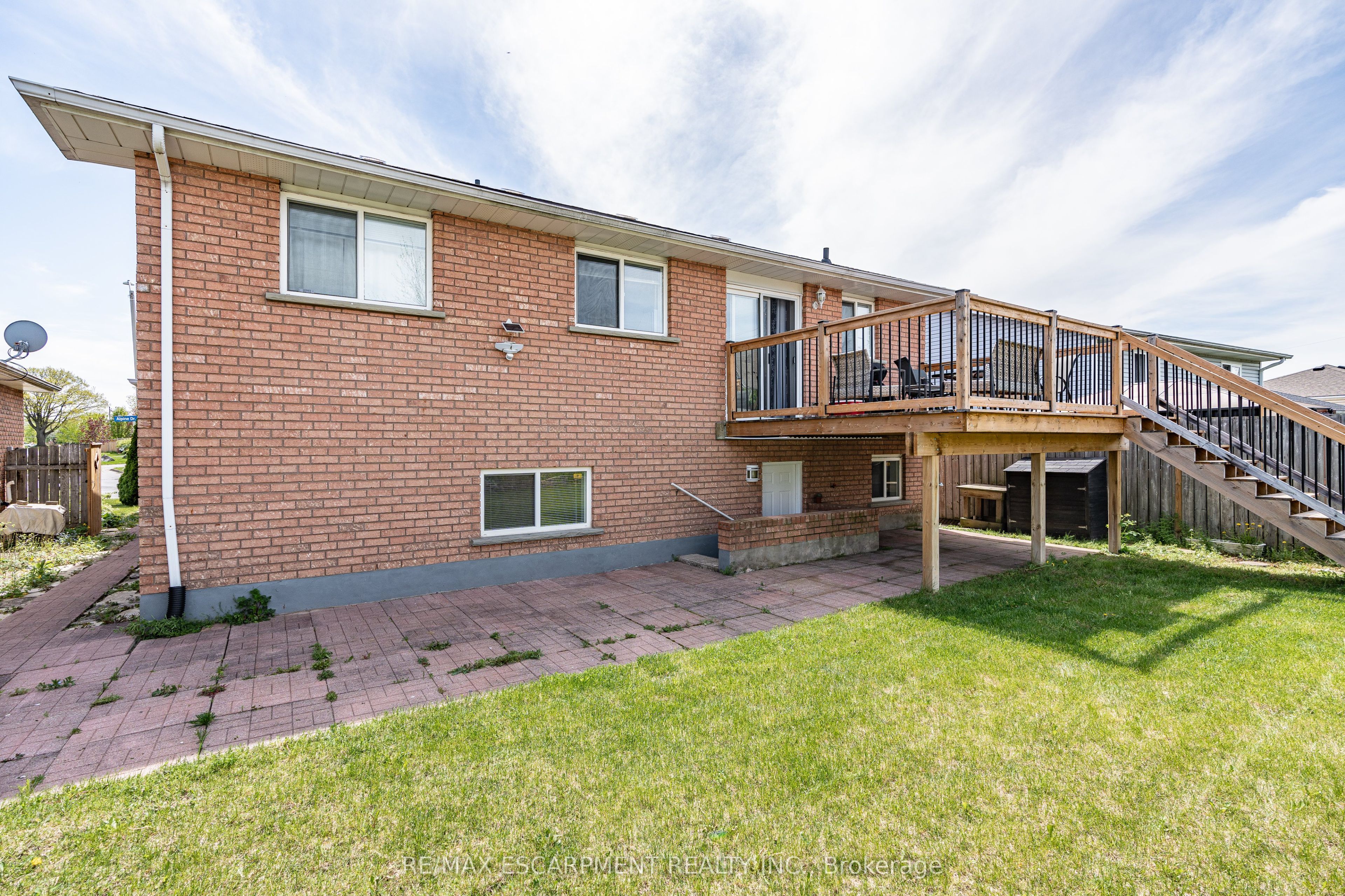7669 Alpine Drive #Lower, Niagara Falls, ON L2H 3B7 photo 3