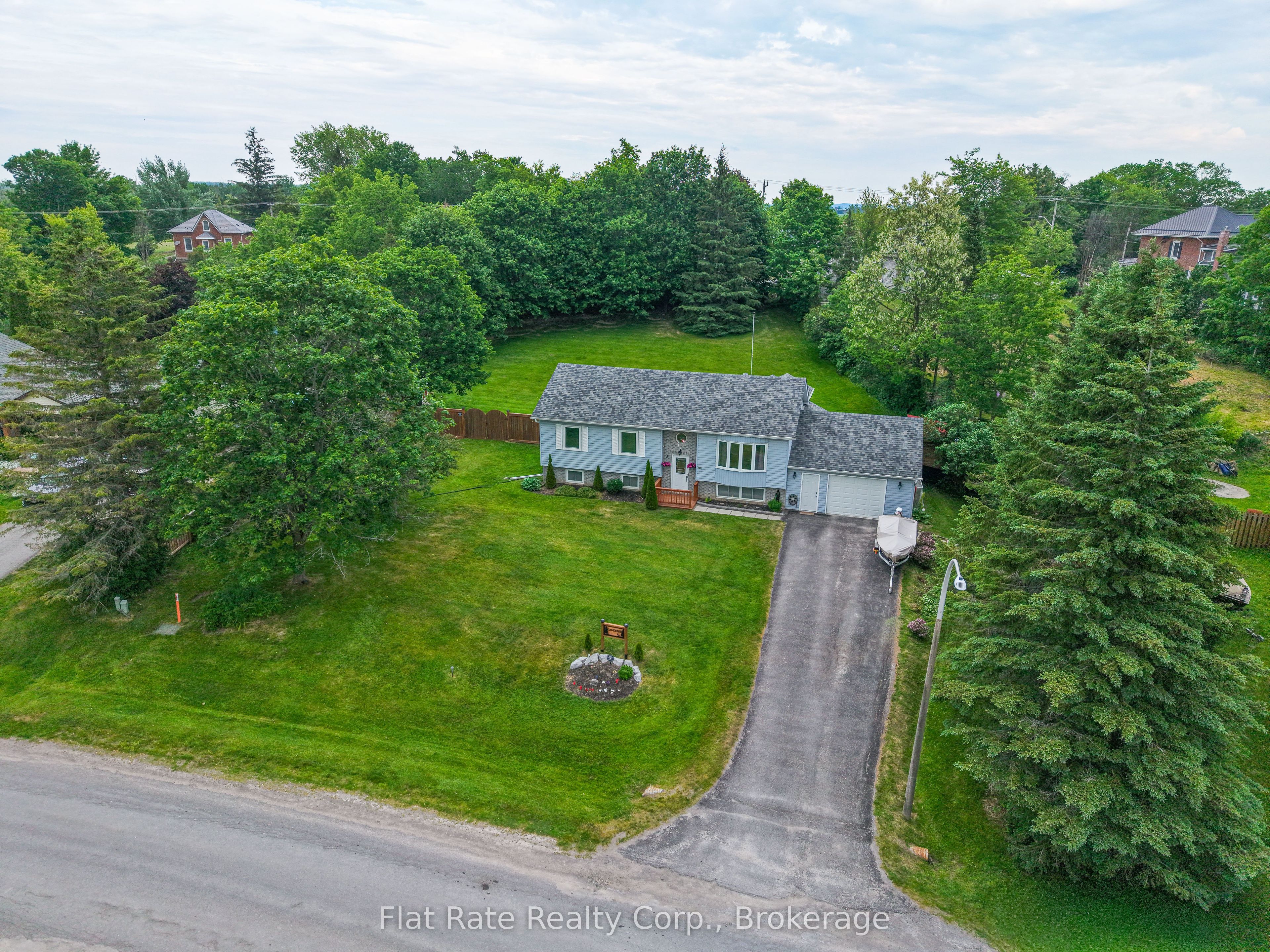 109 PINECREST Avenue, Otonabee-South Monaghan, ON K0L 2G0 photo 4