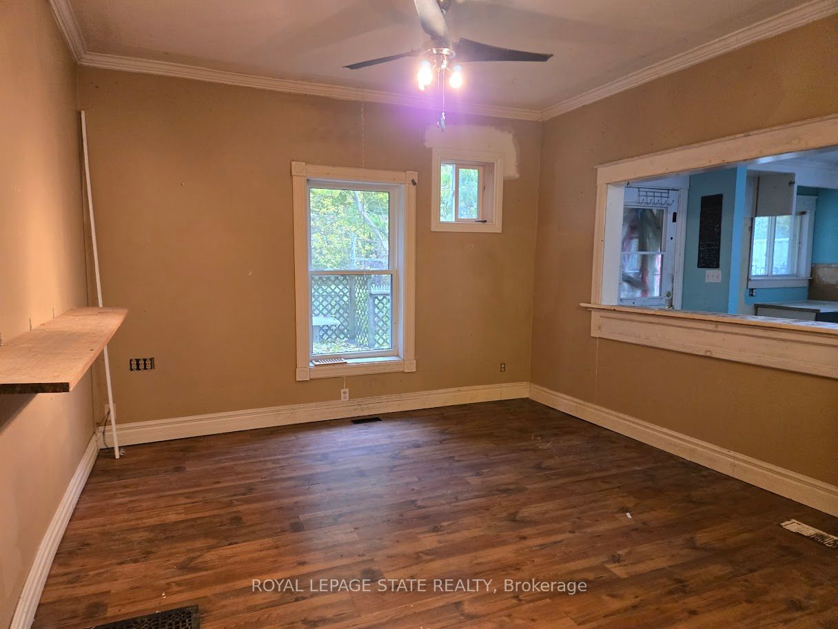 4336 Elgin Street, Niagara Falls, ON L2E 2X8 photo 4