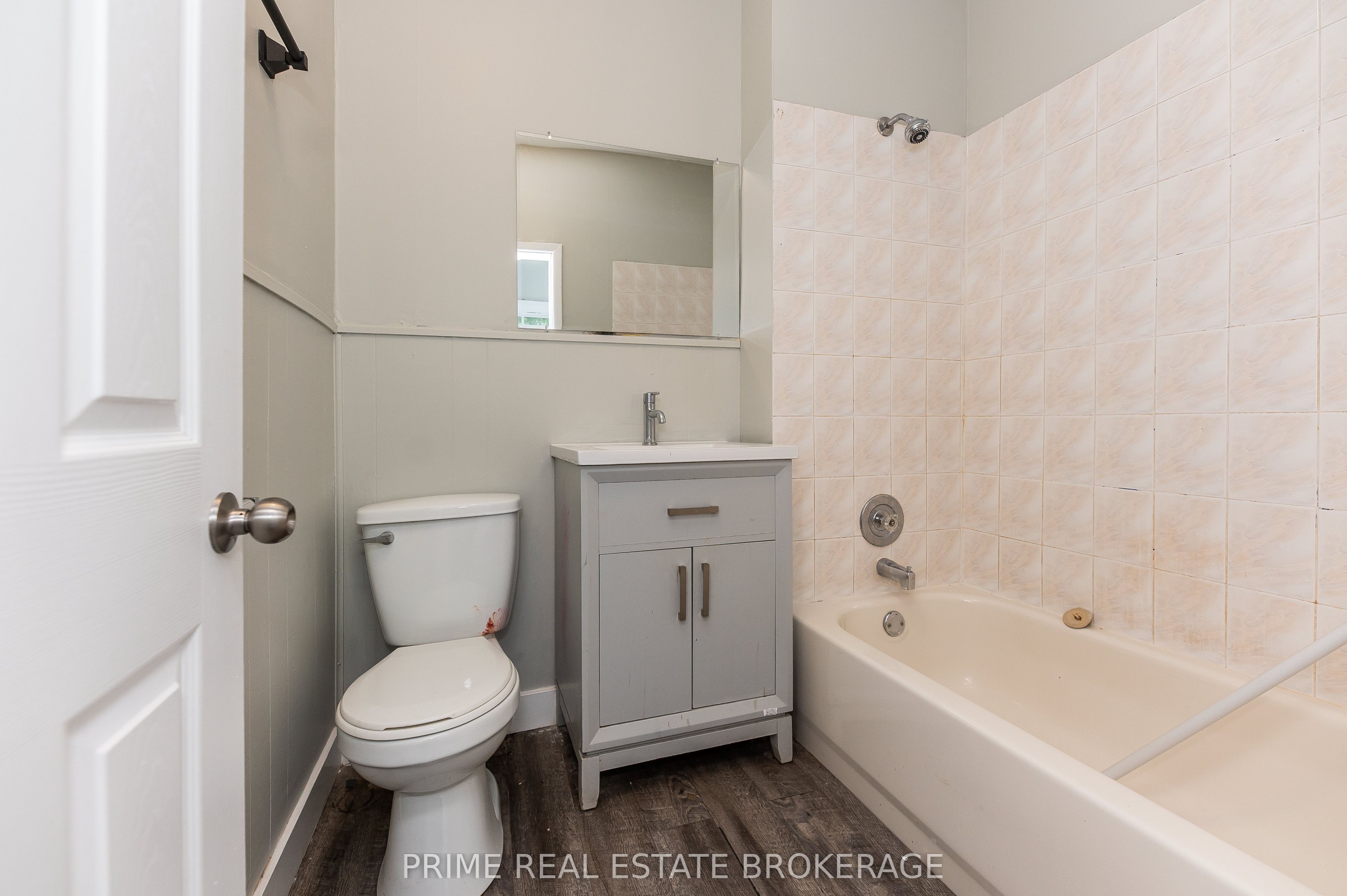 46 Stanley Street, London South, ON N6C 1B1 photo 3