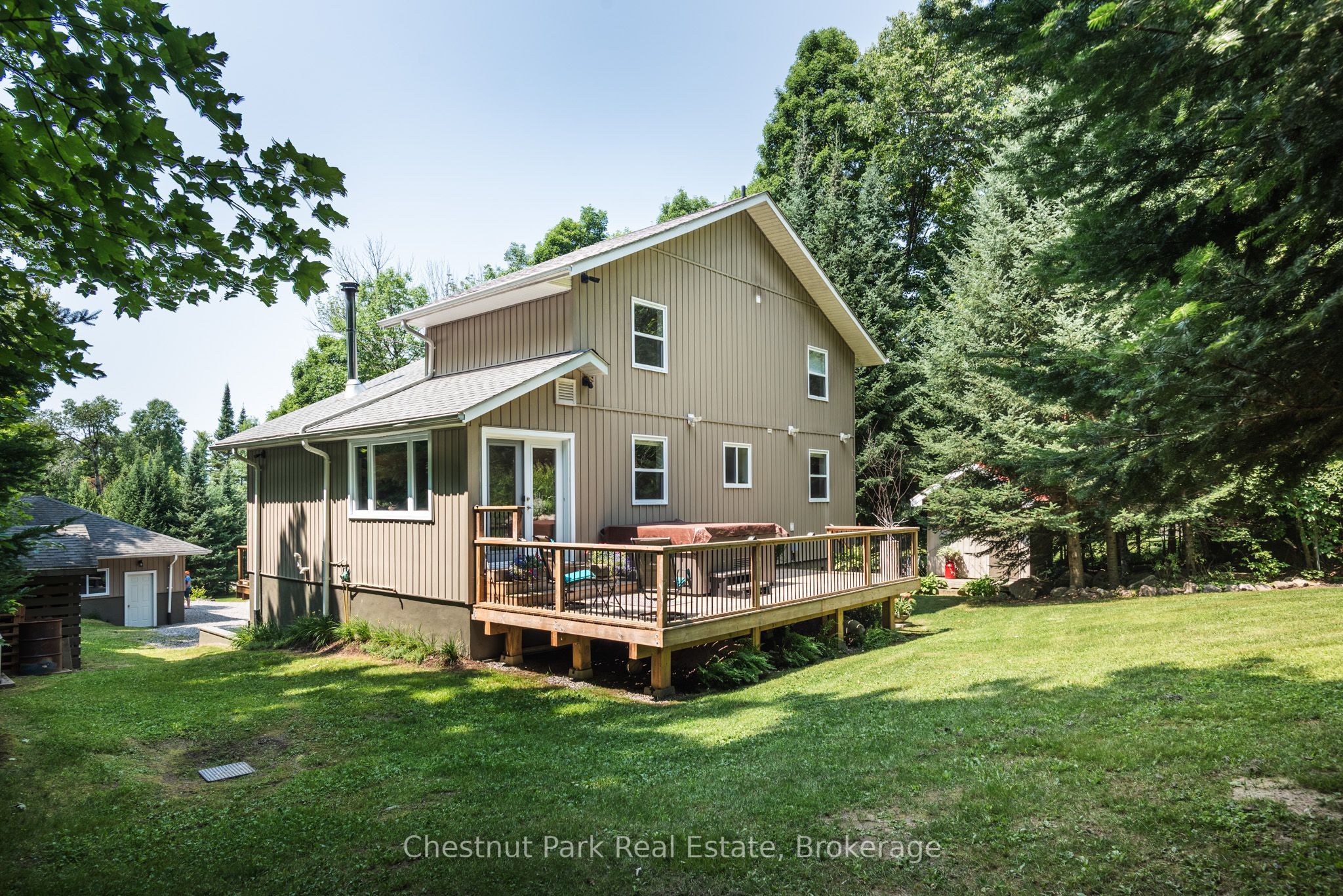 253 Chapman Drive, Burk's Falls, ON P0A 1C0 photo 2
