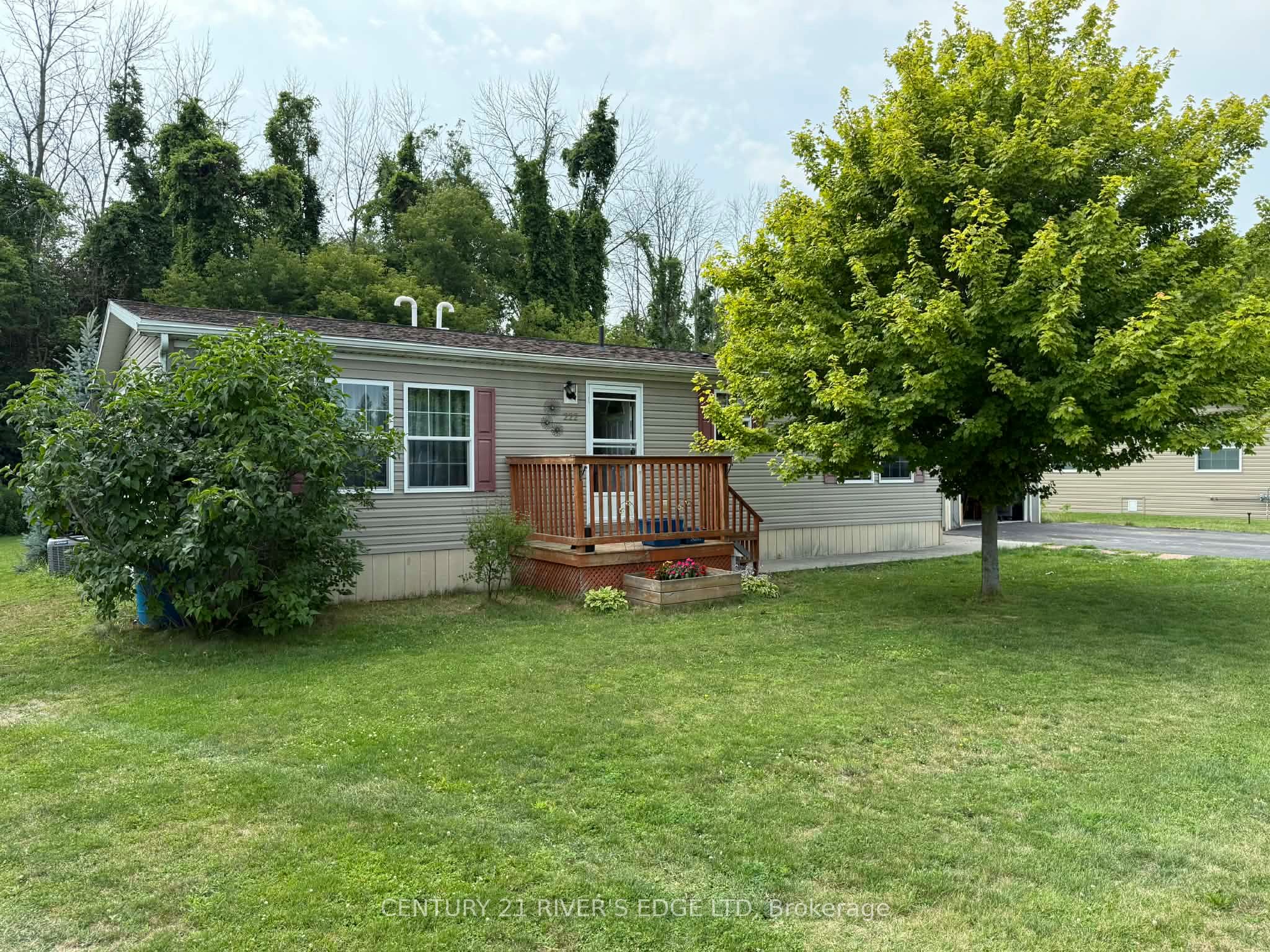 63 Whites Road, Quinte West, ON K8V 5P5 photo 2