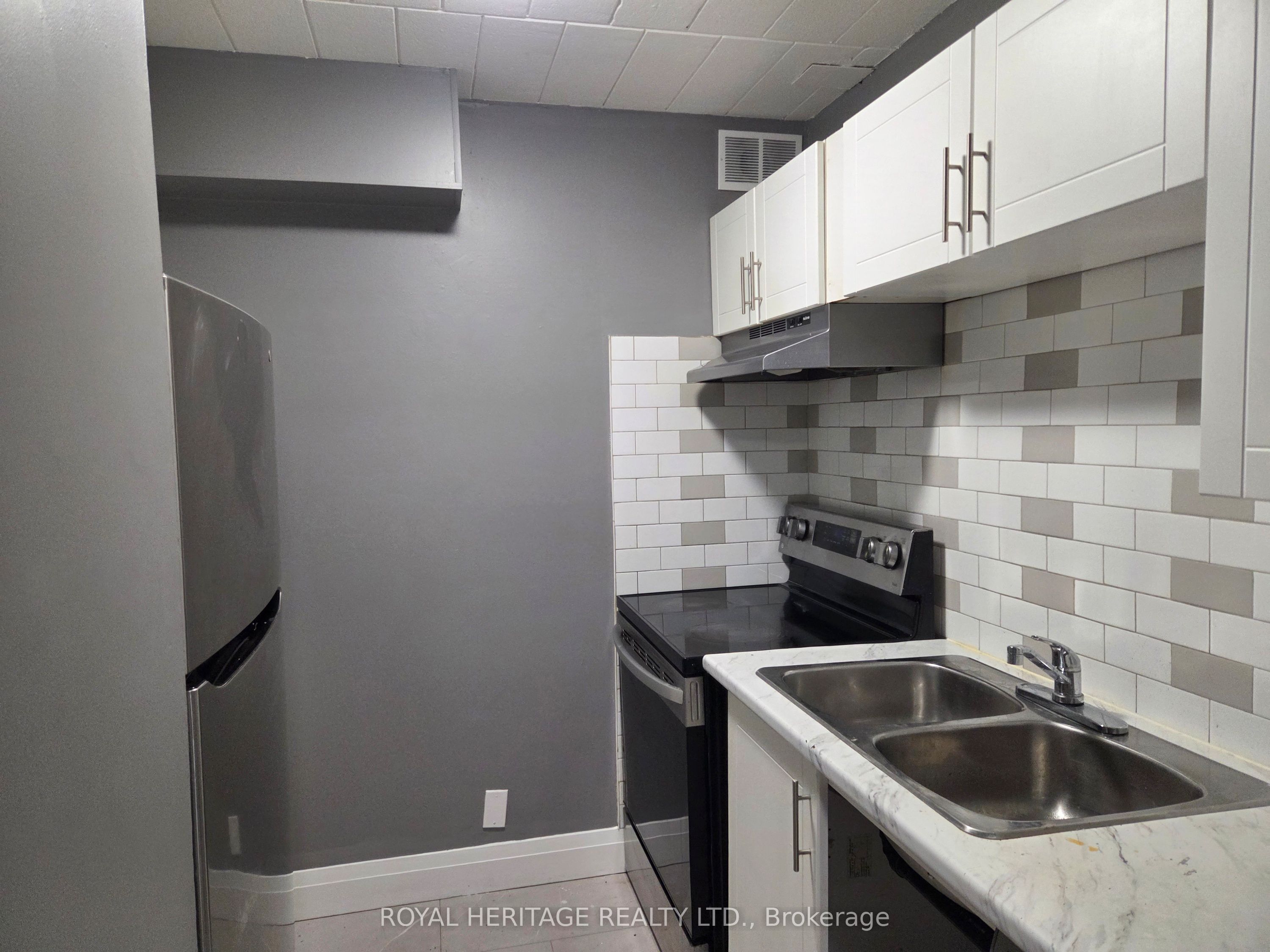 8800 Willoughby Drive 104, Niagara Falls, ON L2G 6X8