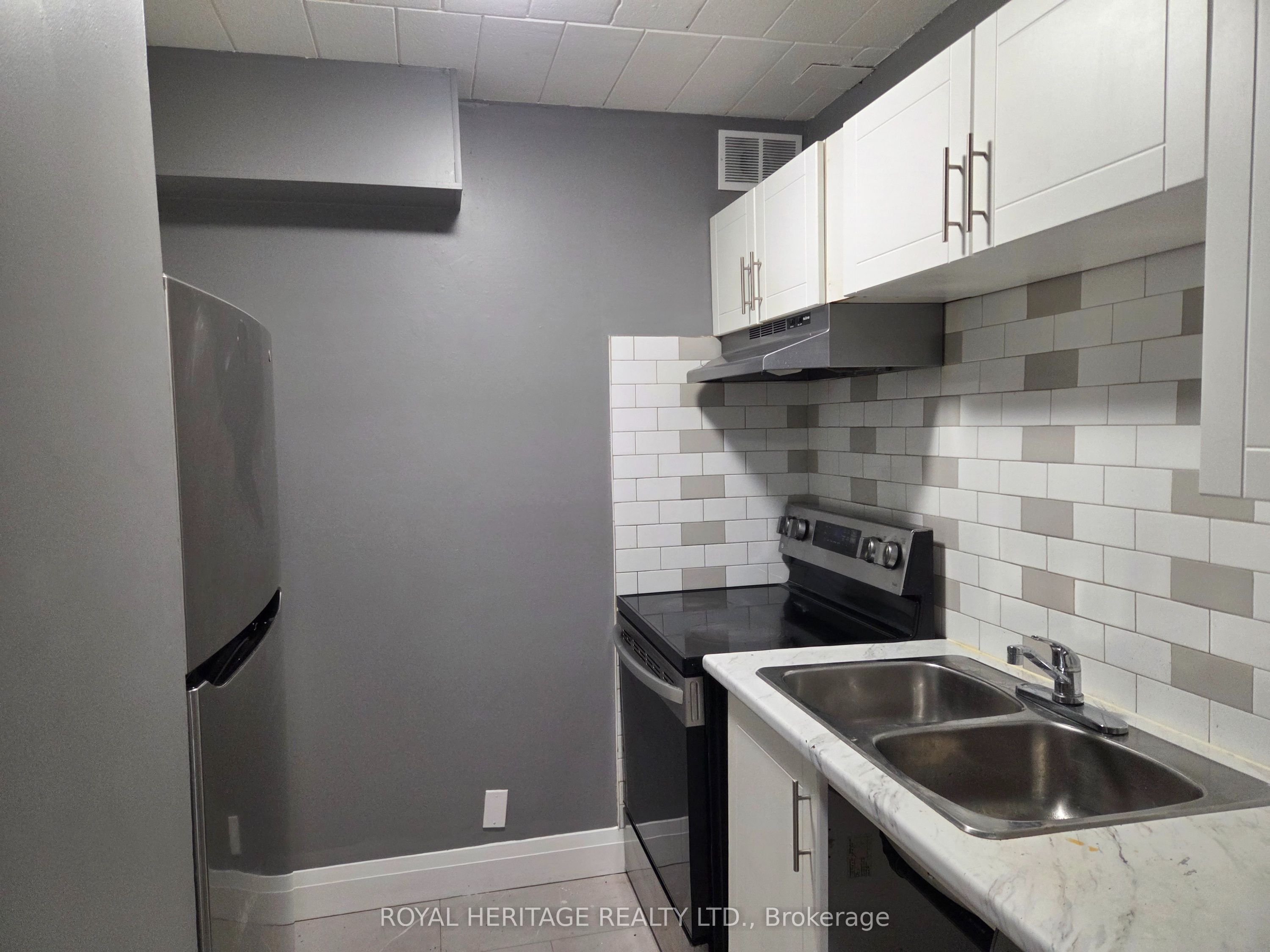 8800 Willoughby Drive 104, Niagara Falls, ON L2G 6X8 photo 3