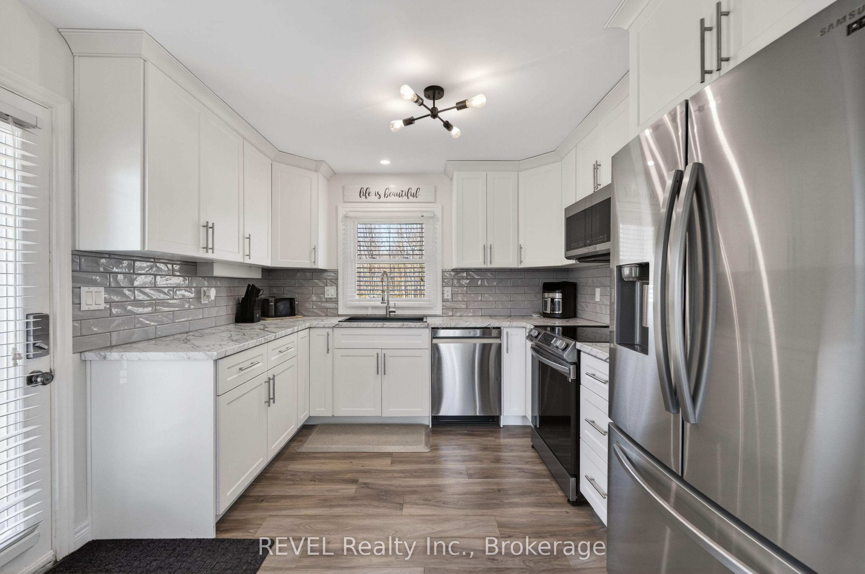 11 Walter Drive, Haldimand, ON N0A 1L0 photo 4
