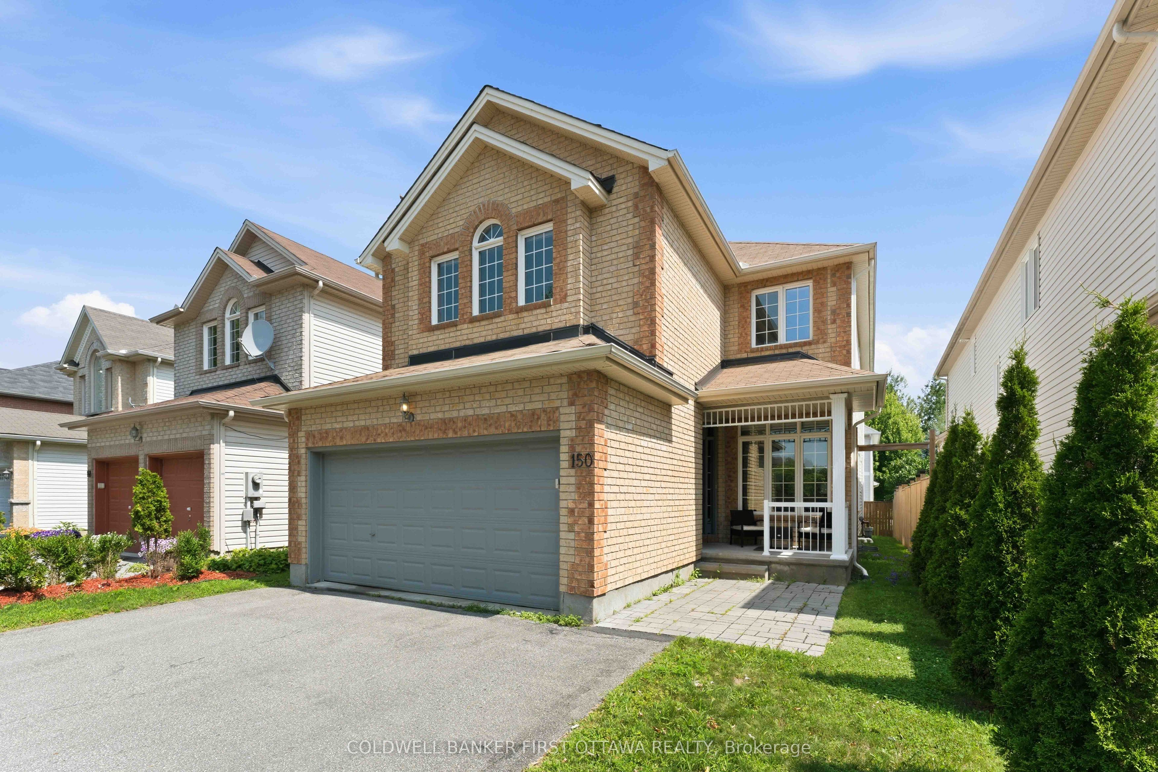 150 Strathcarron Crescent, Kanata, ON K2K 0C8 photo 2