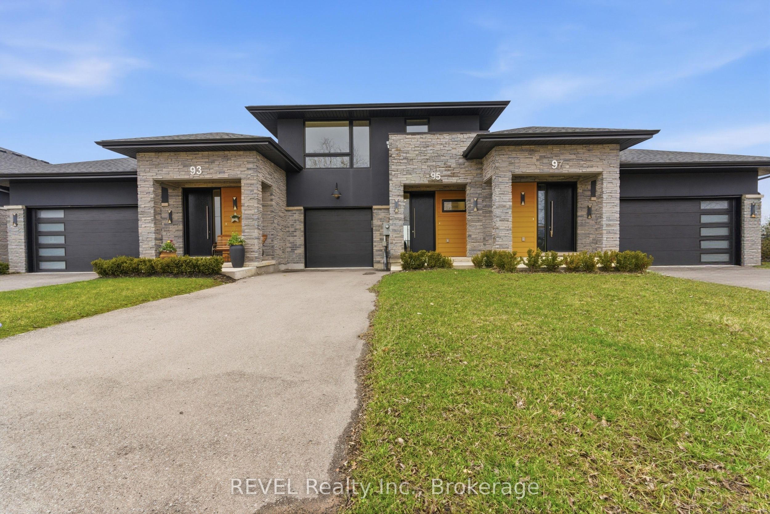 95 Port Robinson Road, Pelham, ON L3B 5N5