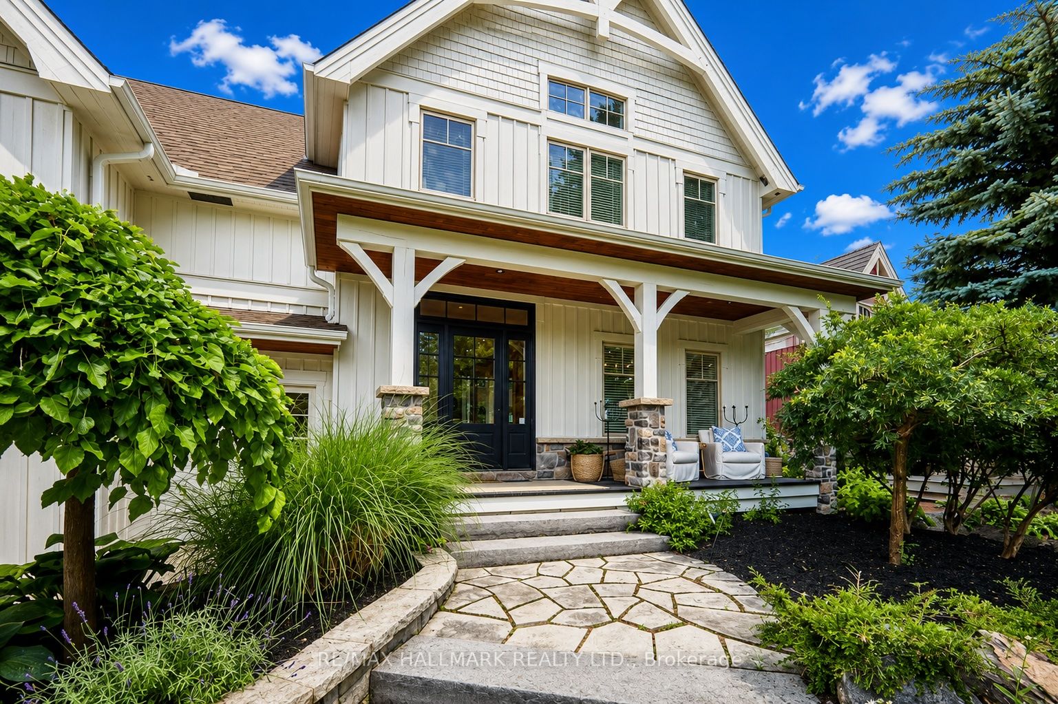 136 Snowbridge Way, Blue Mountains, ON L9Y 0V1 photo 2