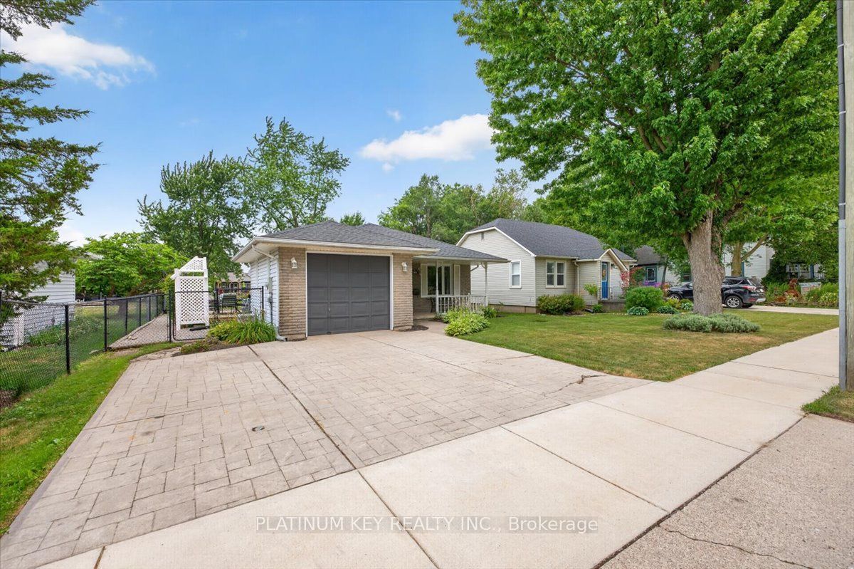 146 Mill Street, Southwest Middlesex, ON N0L 1M0 photo 2