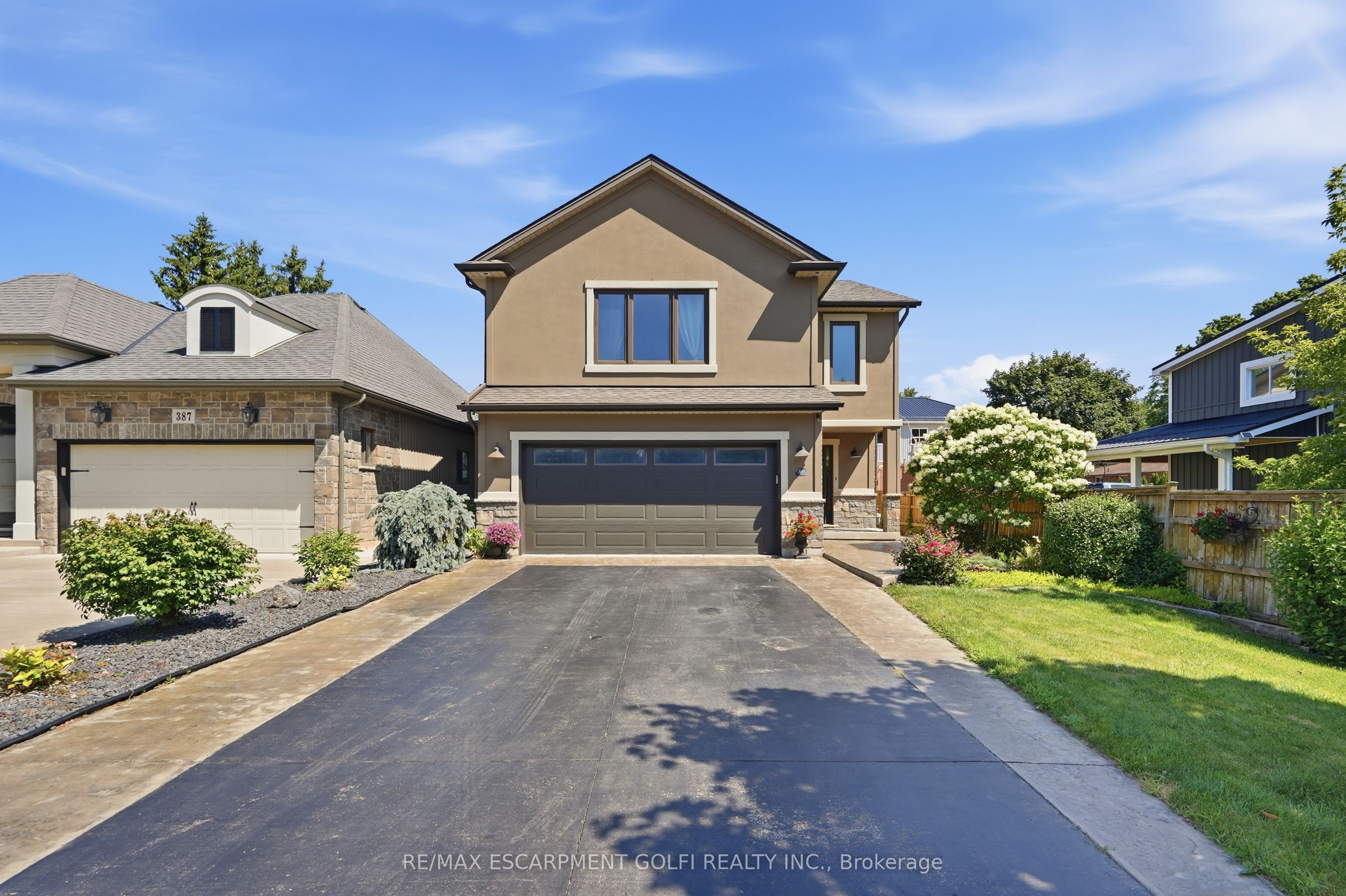 379 Michael Drive, Welland, ON L3C 0A5
