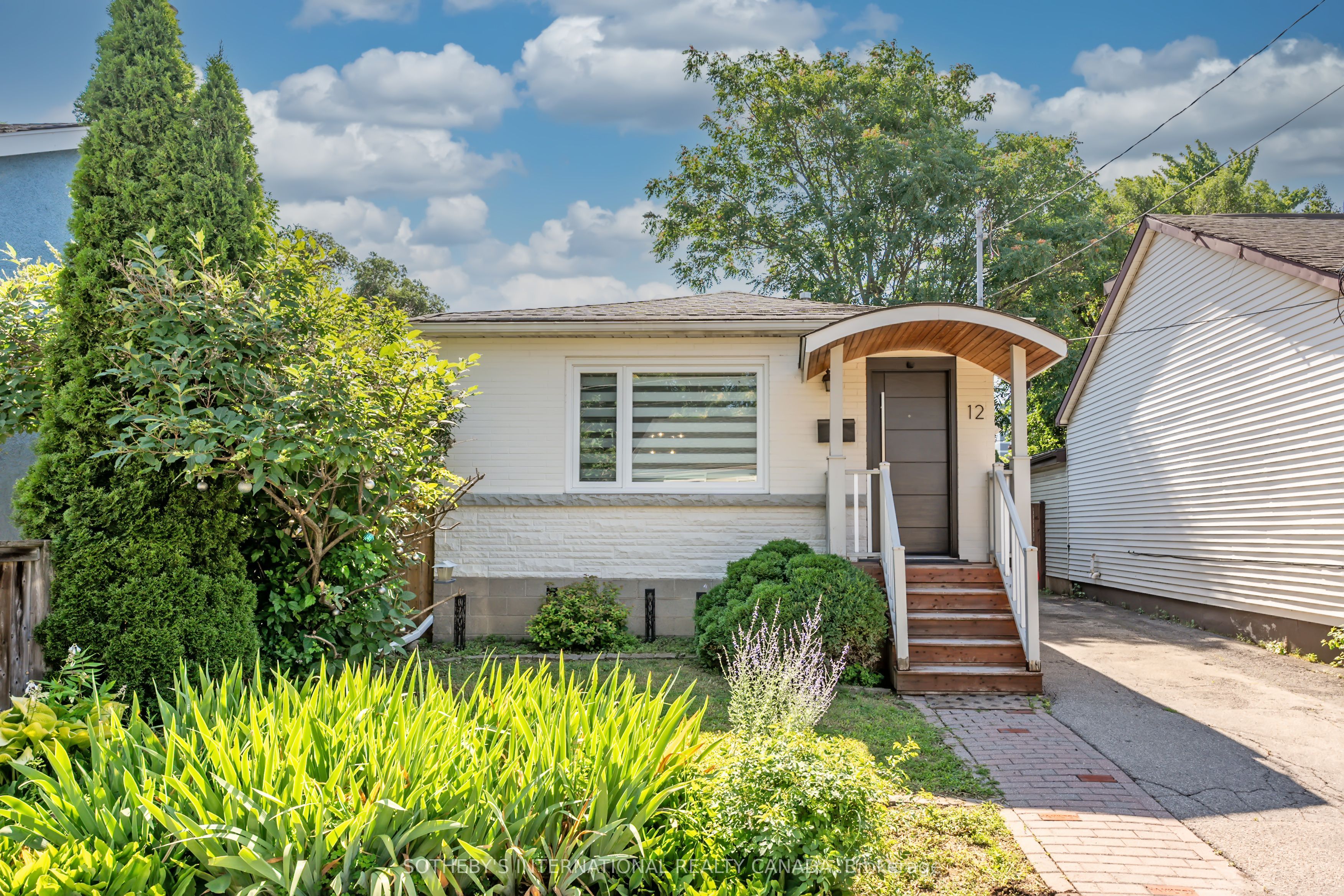 12 Peel Street S, Hamilton, ON L9H 3E2 photo 5