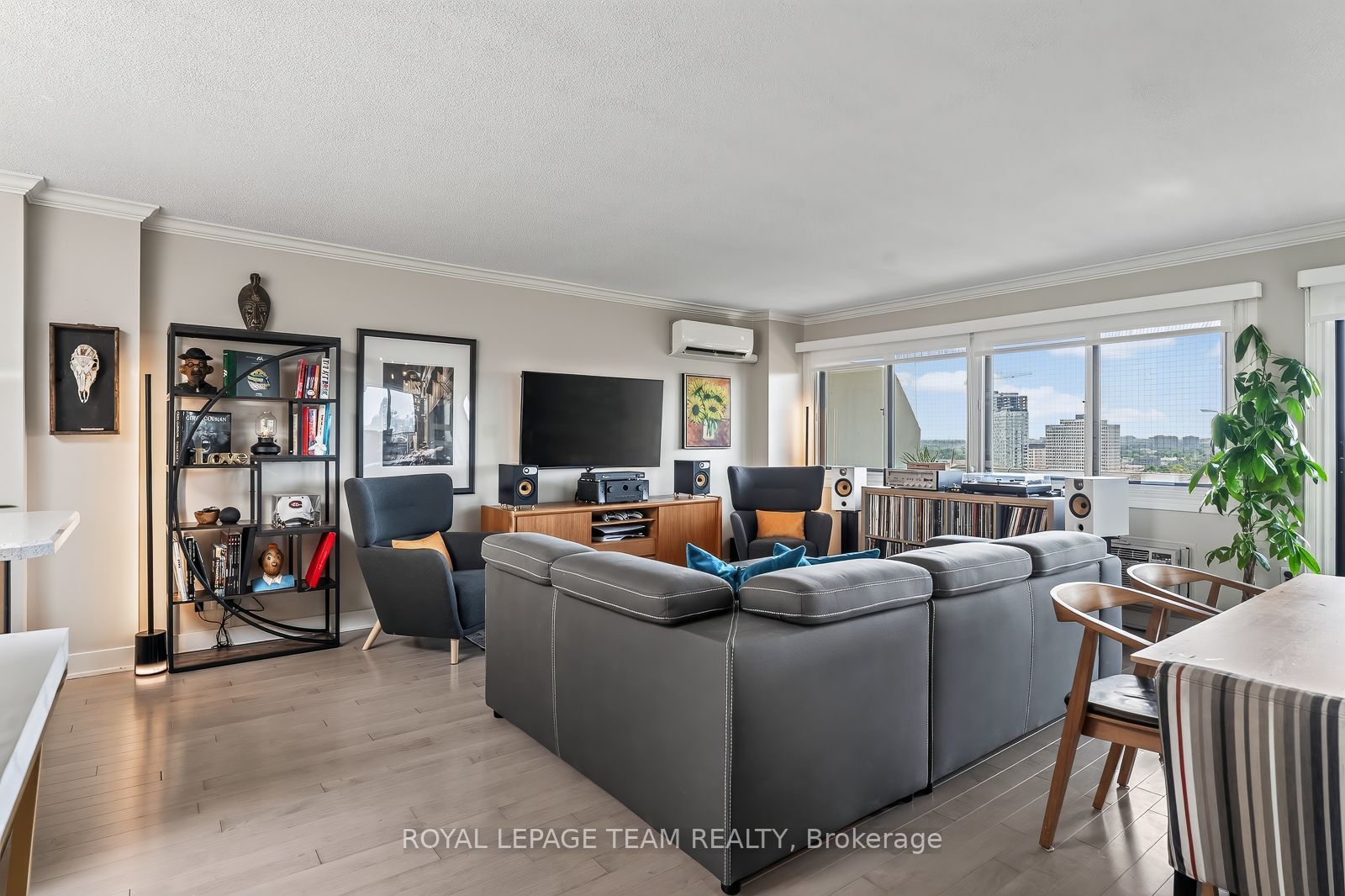 40 LANDRY Street 1710, Vanier and Kingsview Park, ON K1L 8K4 photo 5