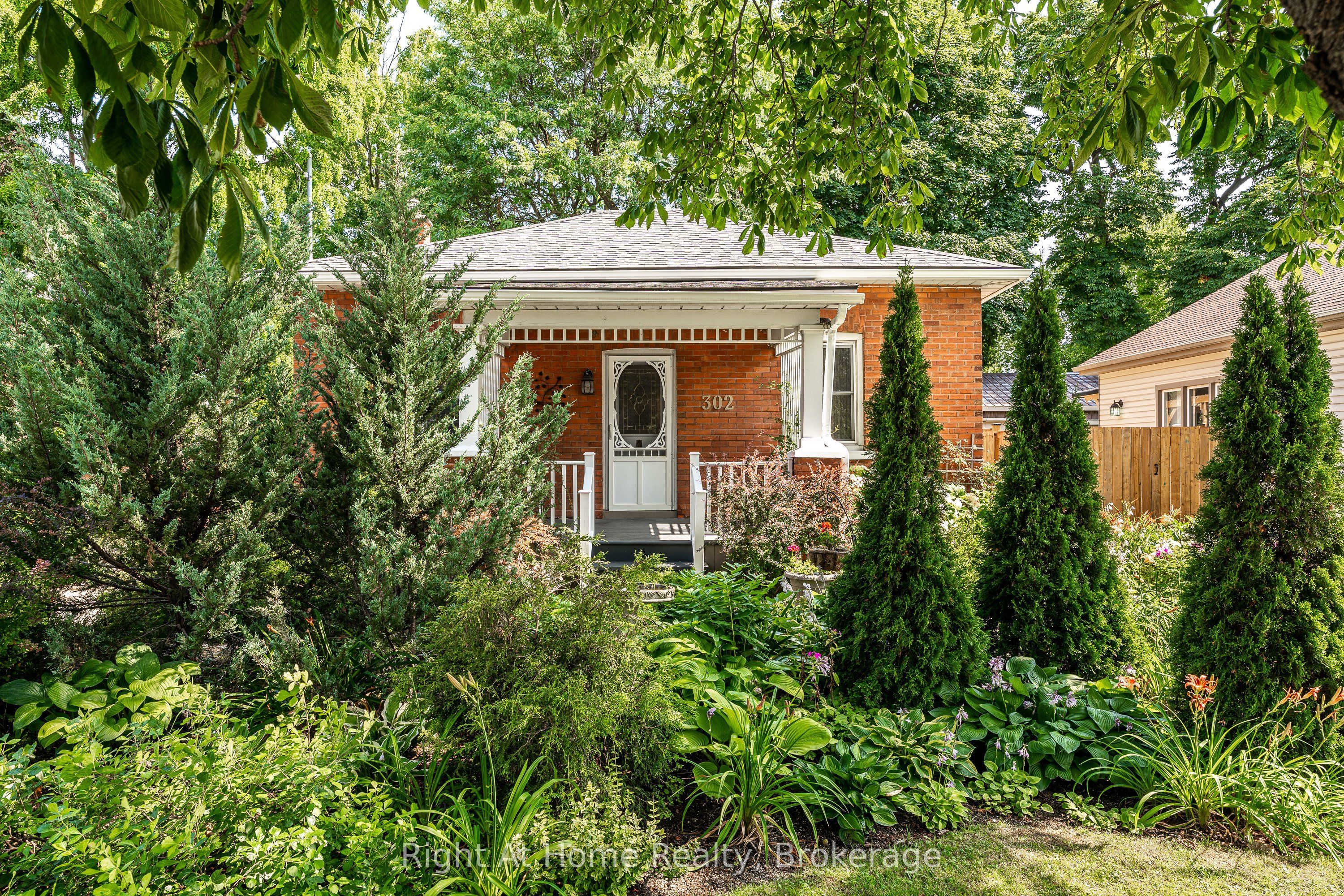 302 Huron Street, Stratford, ON N5A 5T4